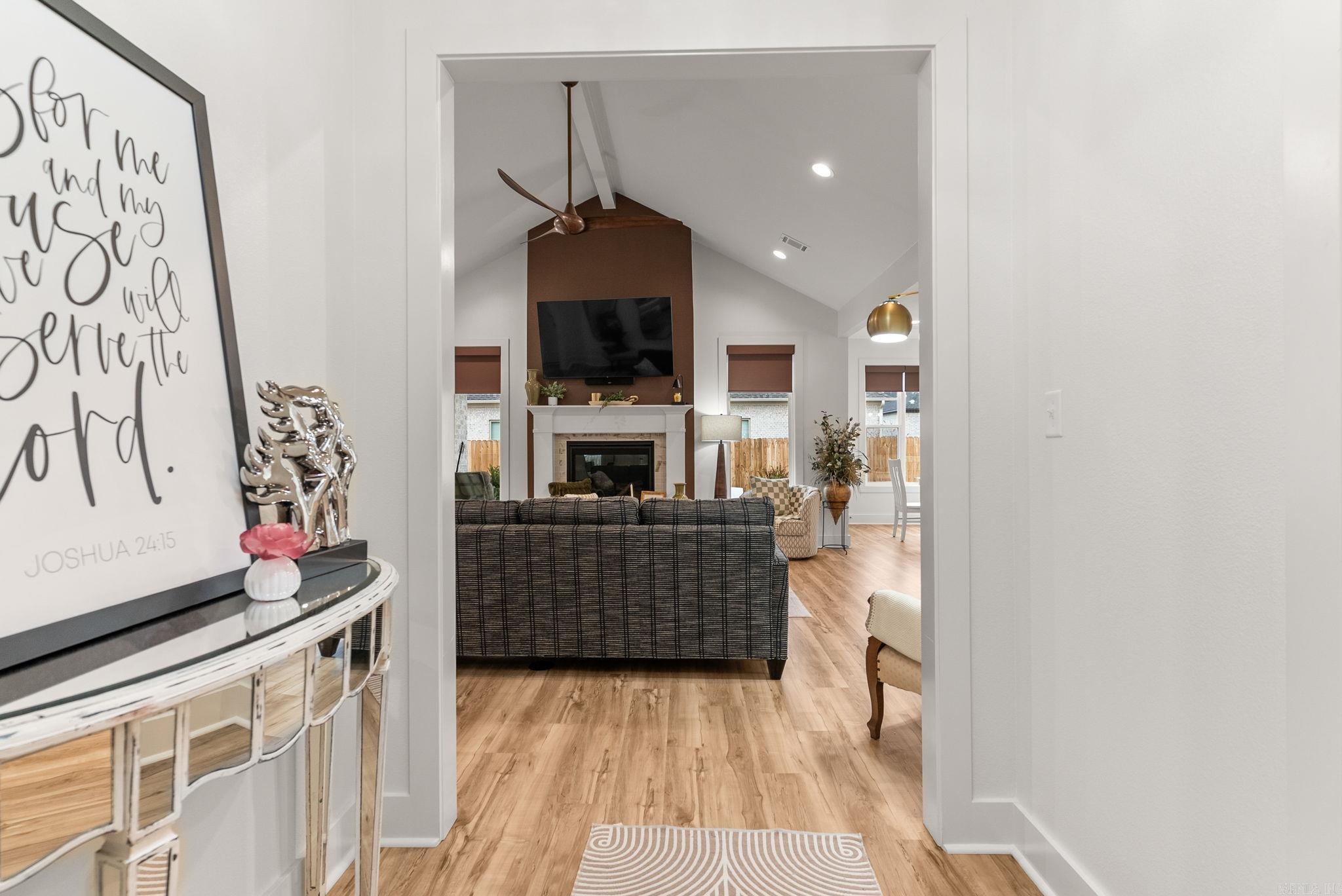 10 Quail Feather Cove  Greenbrier, AR