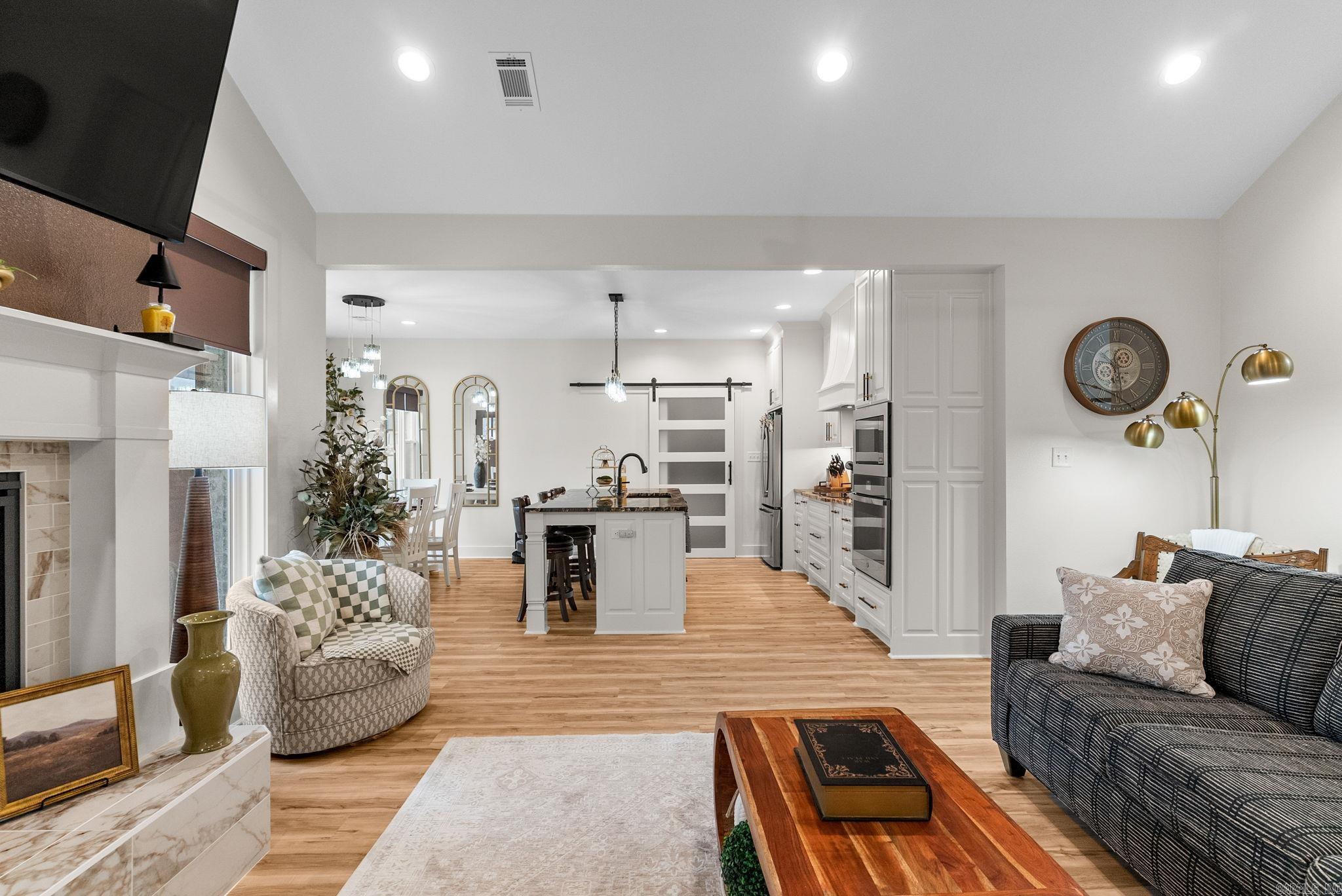 10 Quail Feather Cove  Greenbrier, AR