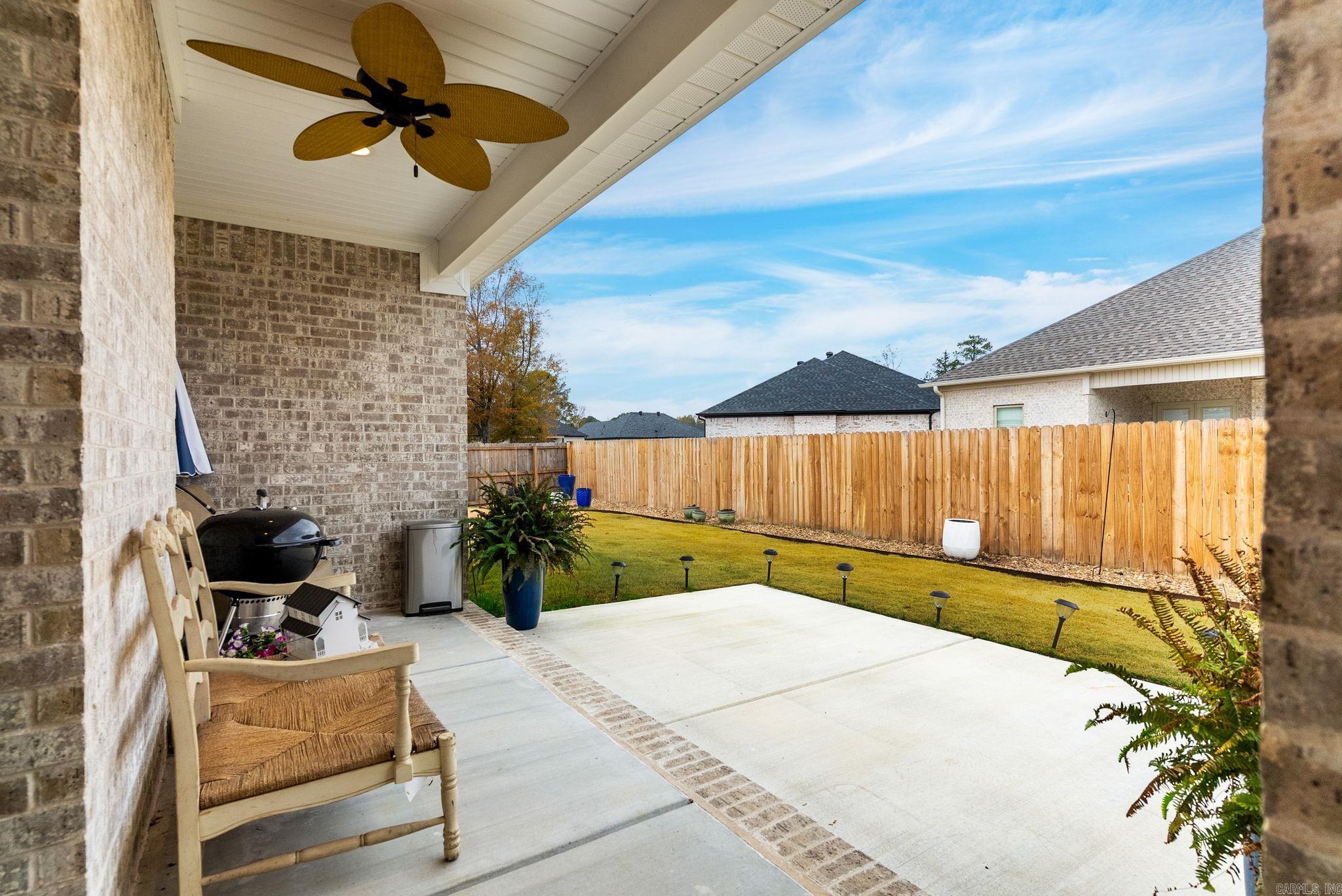 10 Quail Feather Cove  Greenbrier, AR