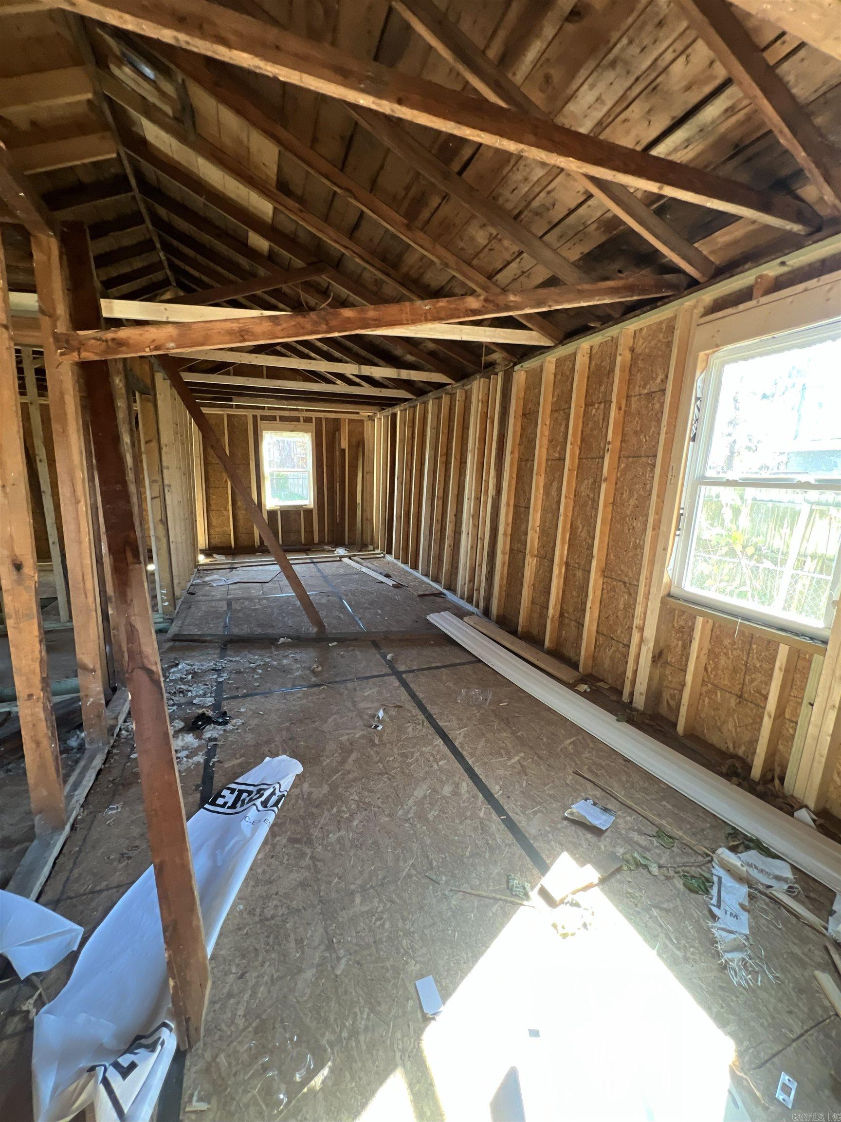 2 Mcarthur St  West Memphis, AR