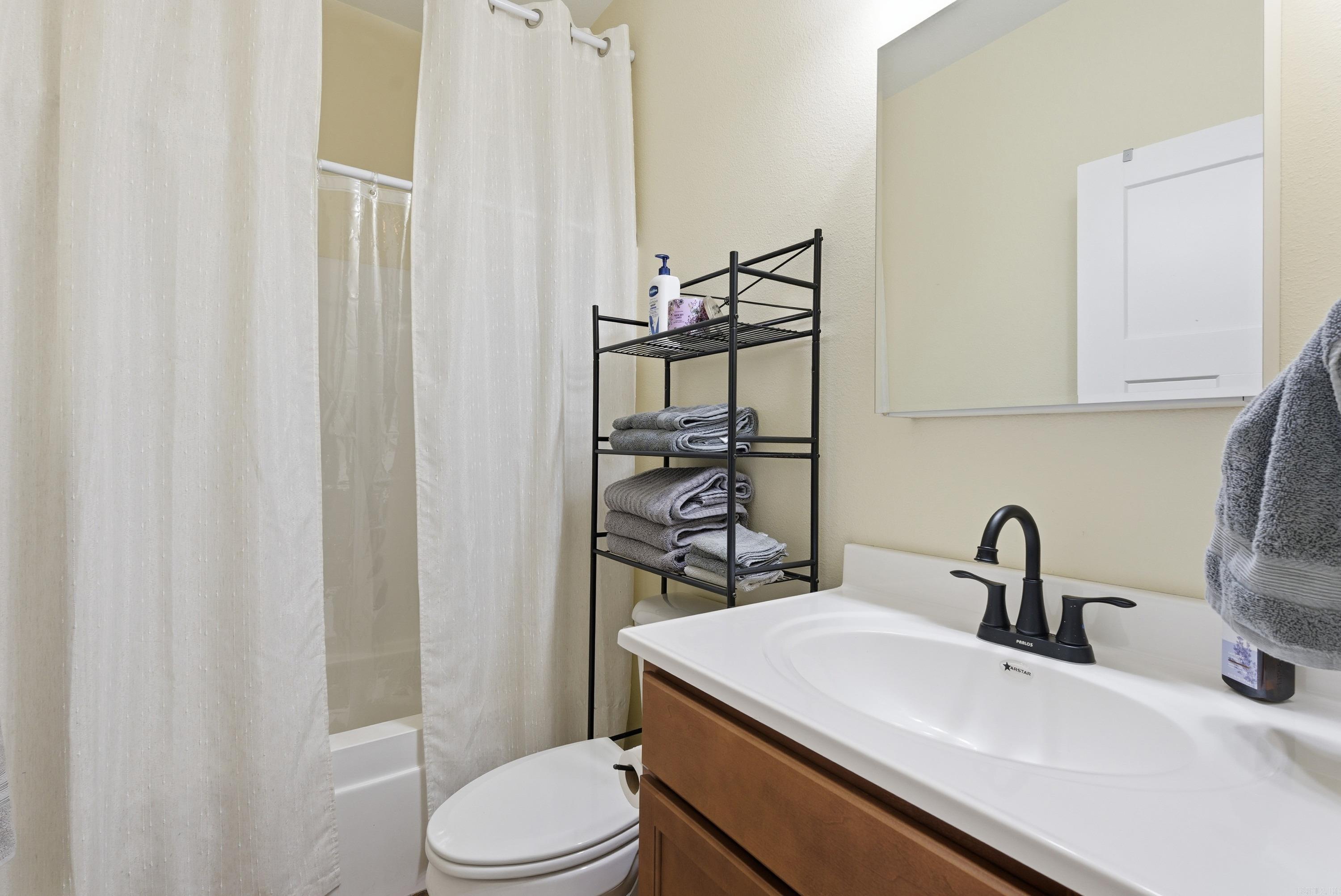 68 Hays Hill  Conway, AR