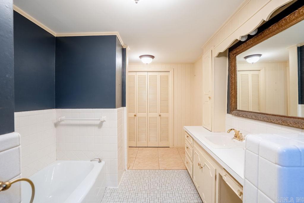 1408 Hillcrest  Searcy, AR