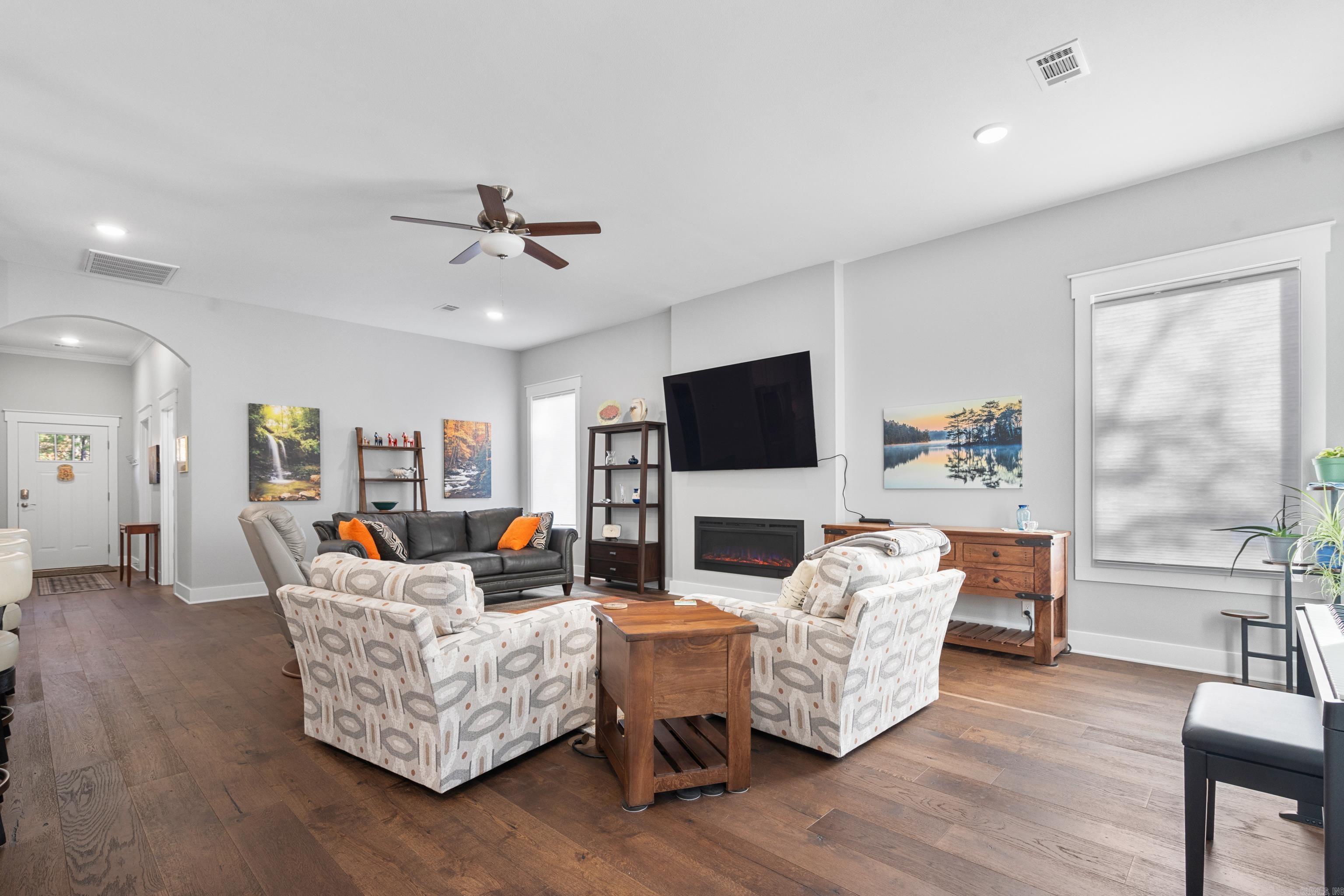 7 Adoracion  Hot Springs Village, AR