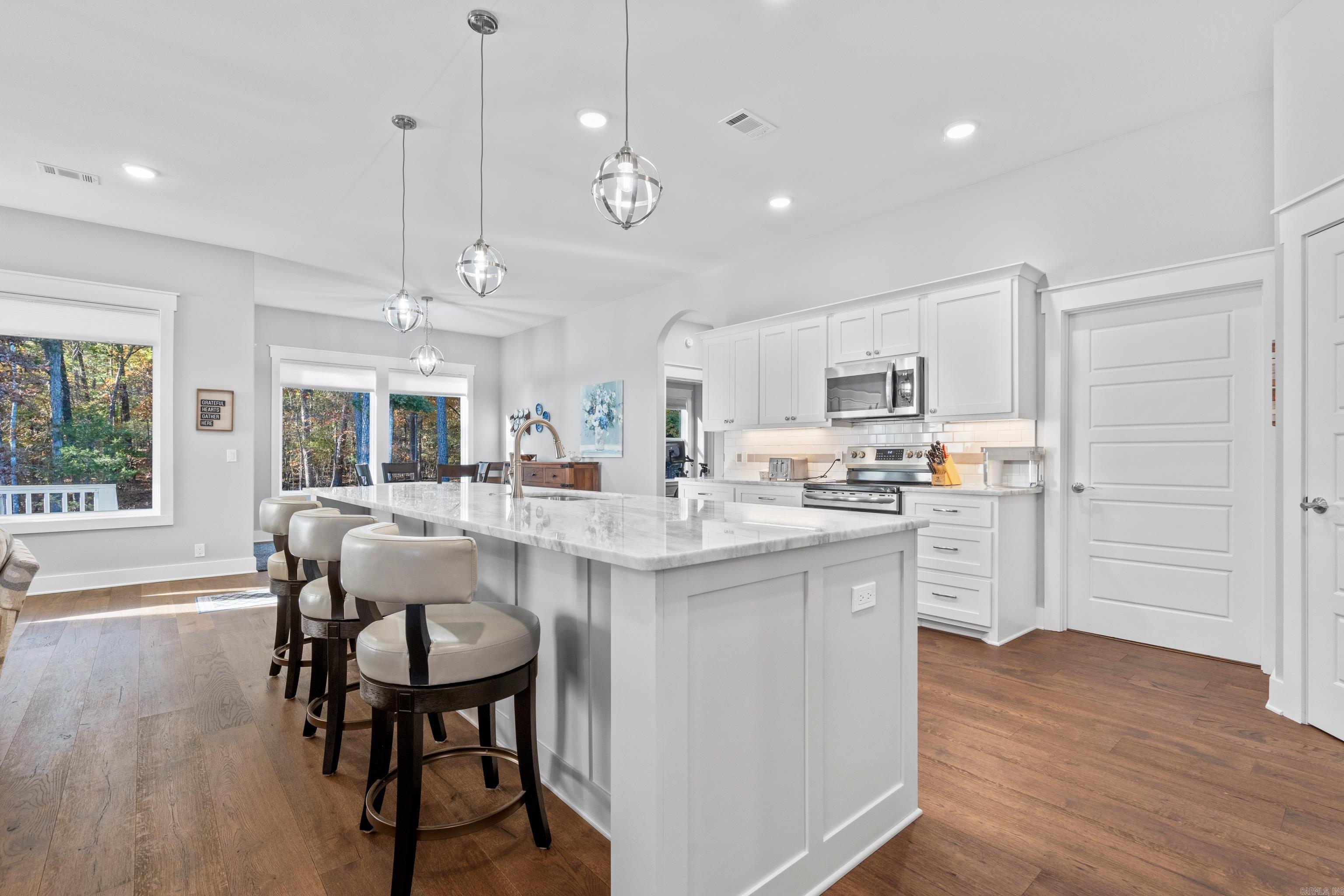 7 Adoracion  Hot Springs Village, AR