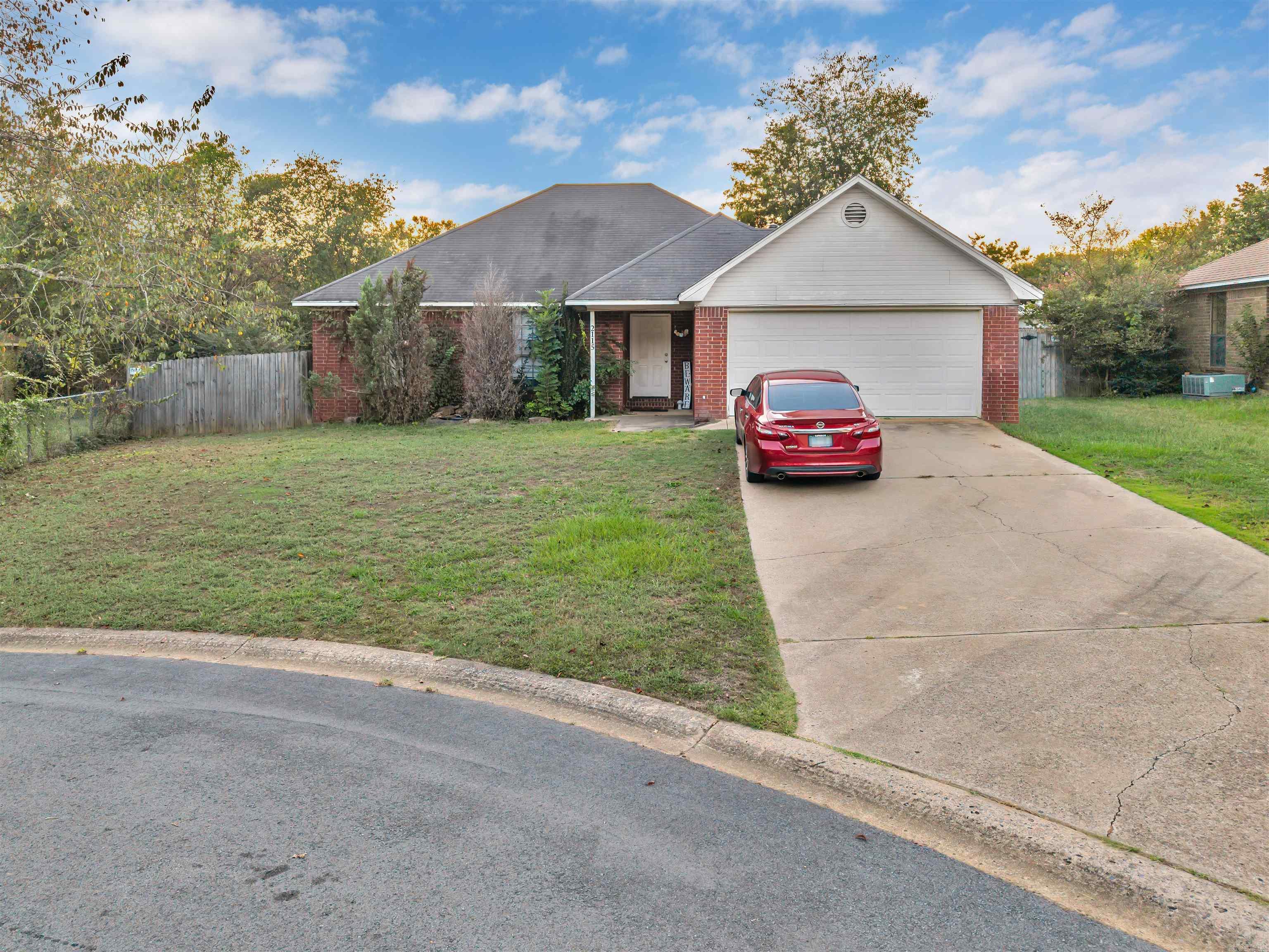 1145 Trenton  Conway, AR