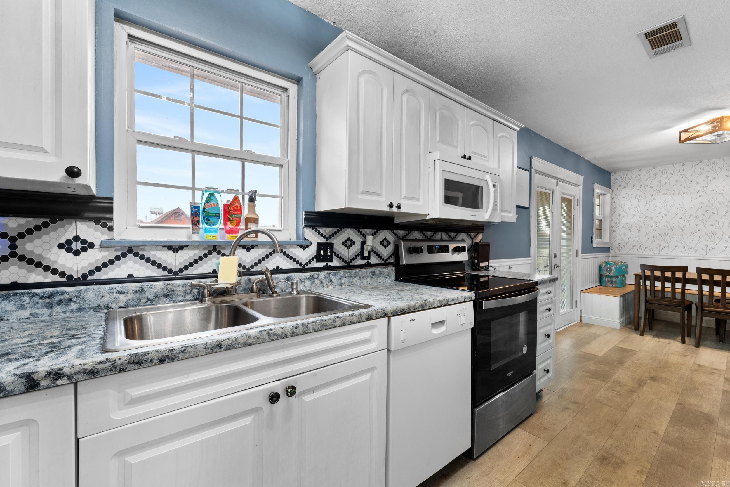 408 E Sanford Street  Gassville, AR