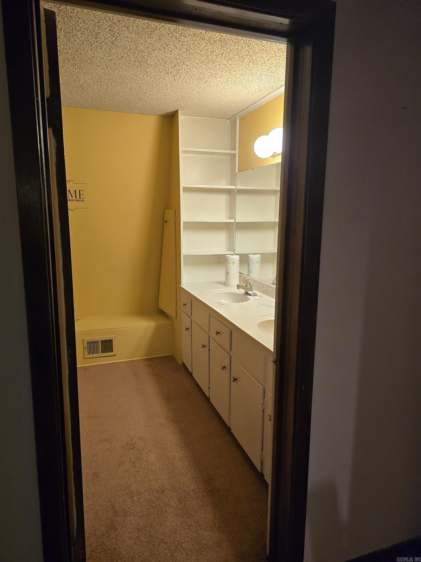 1700 W Iowa  Beebe, AR