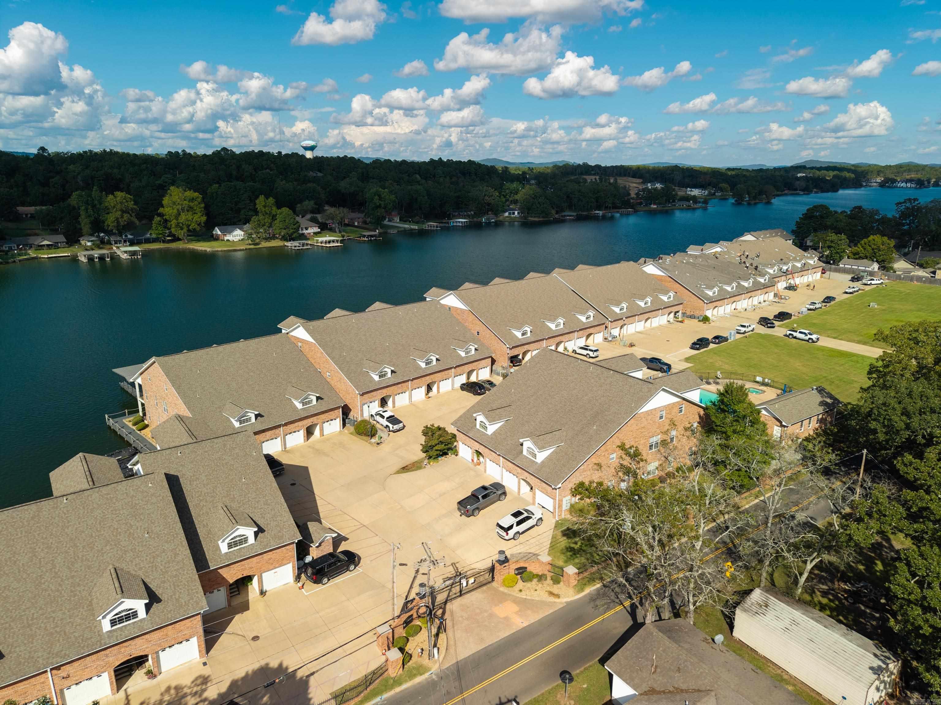 451 Lakeland  Hot Springs, AR