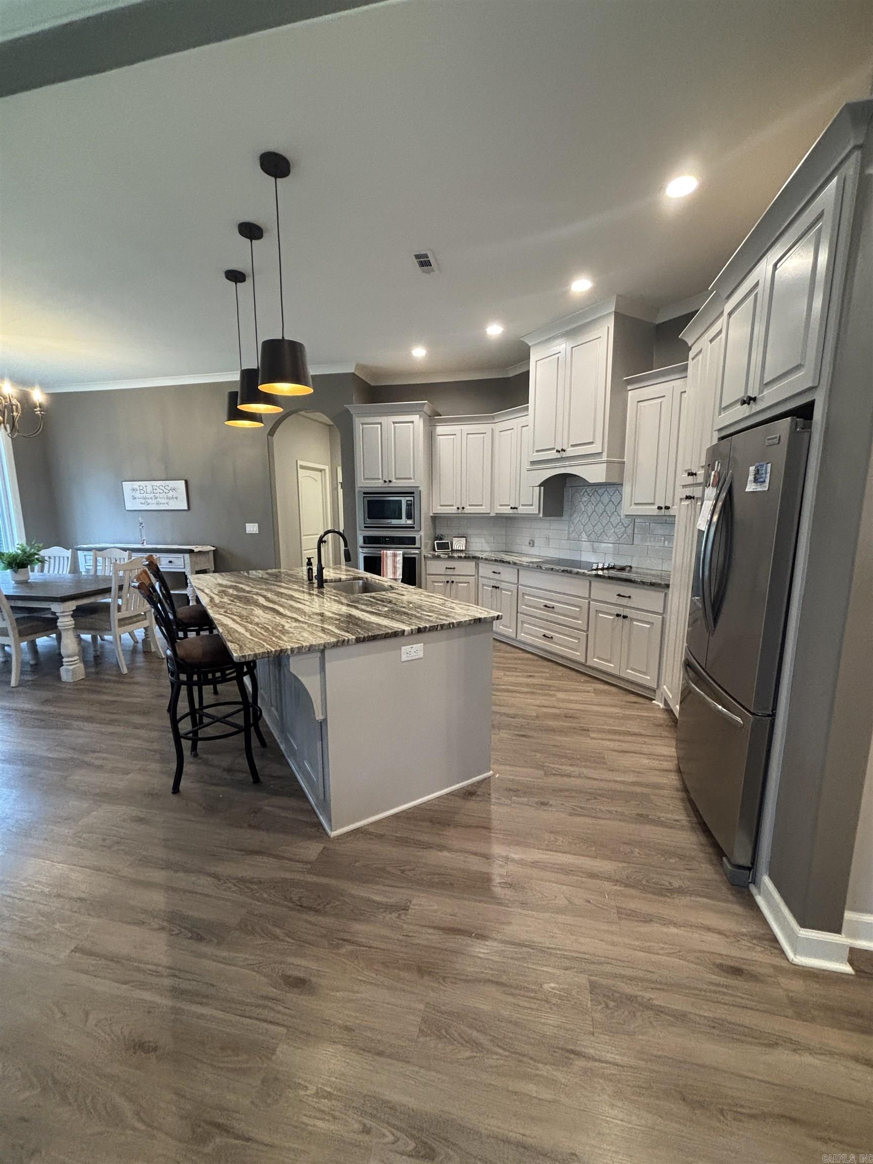 517 Creekside  Bryant, AR