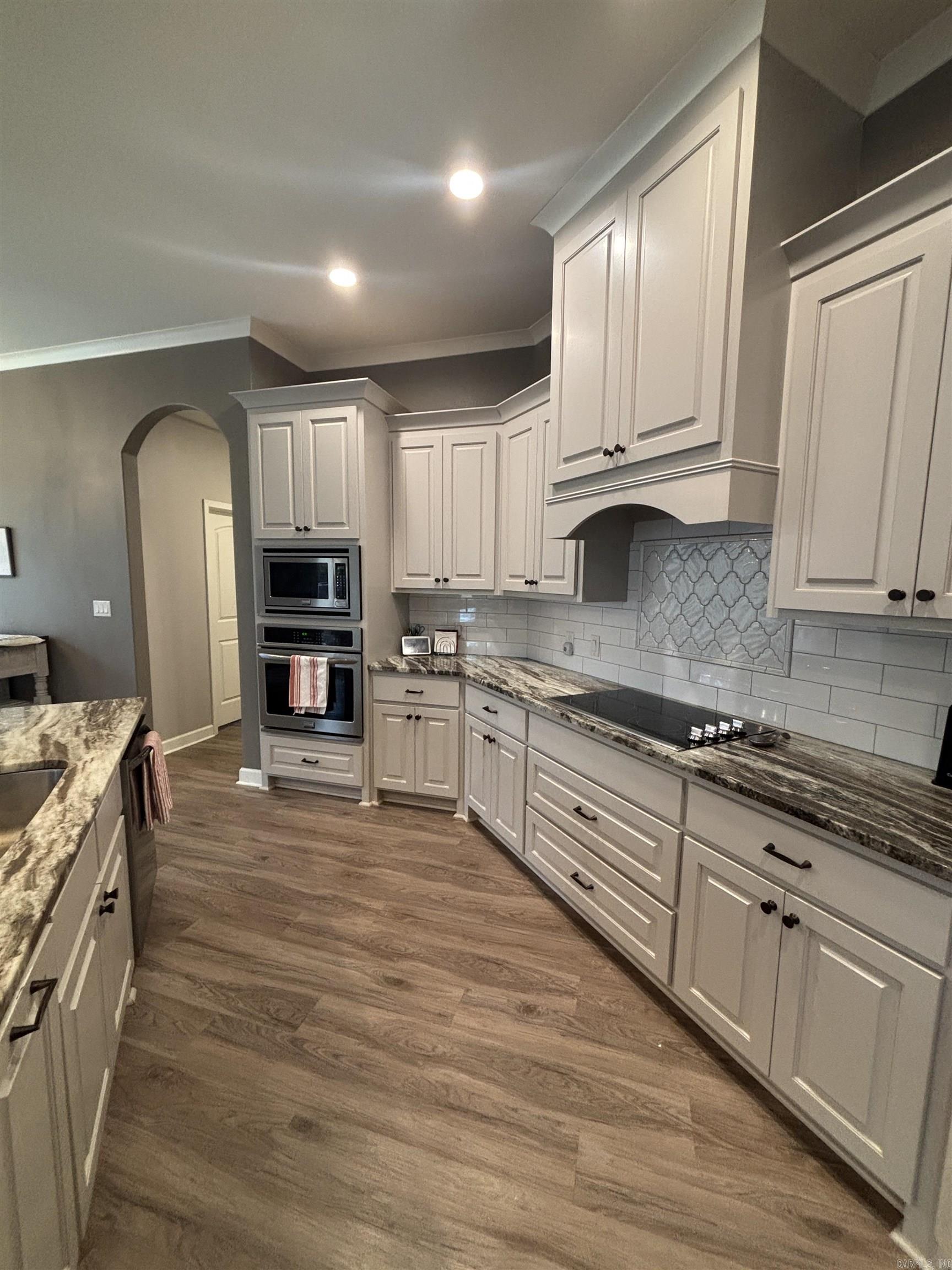 517 Creekside  Bryant, AR