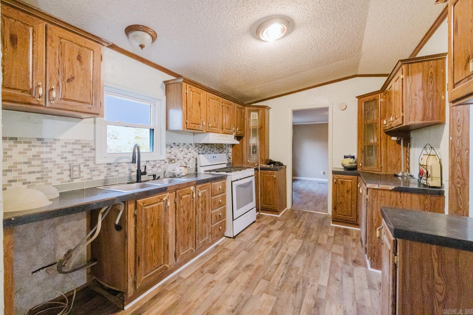 8718 Amber  Alexander, AR