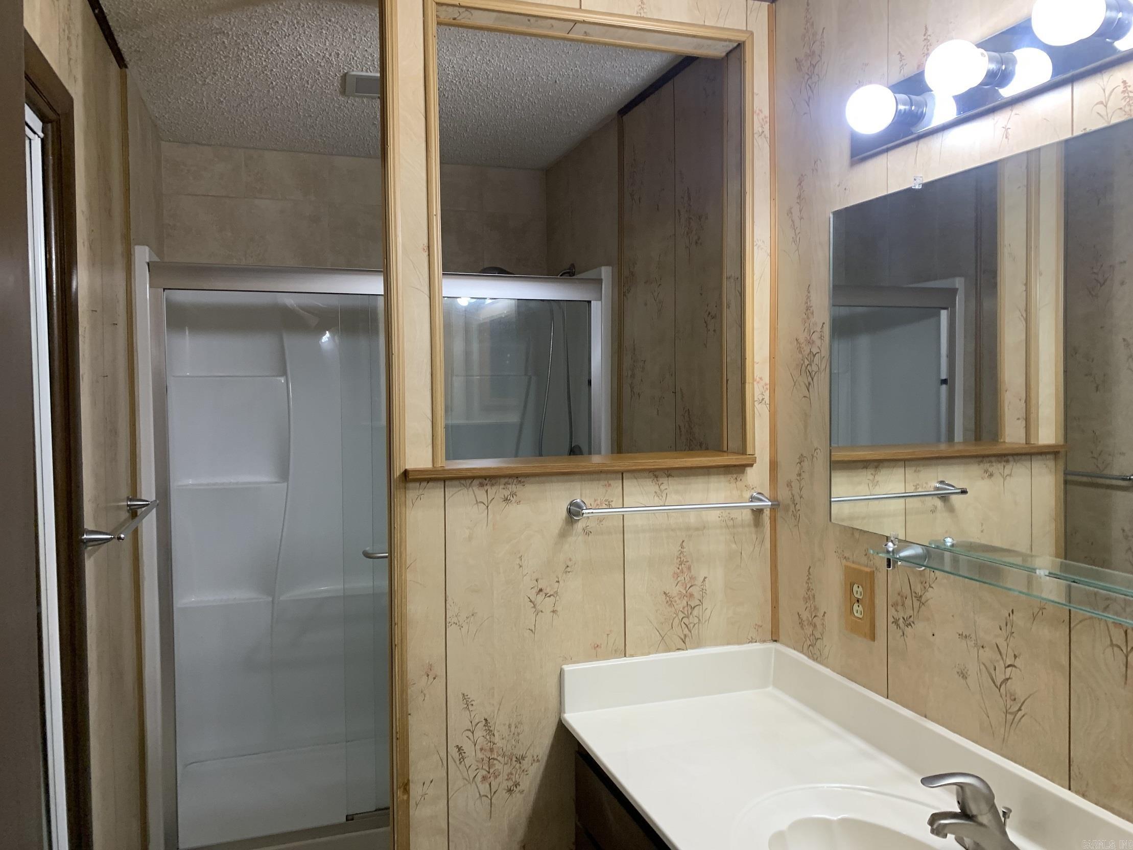 23 Valls  Hot Springs Village, AR