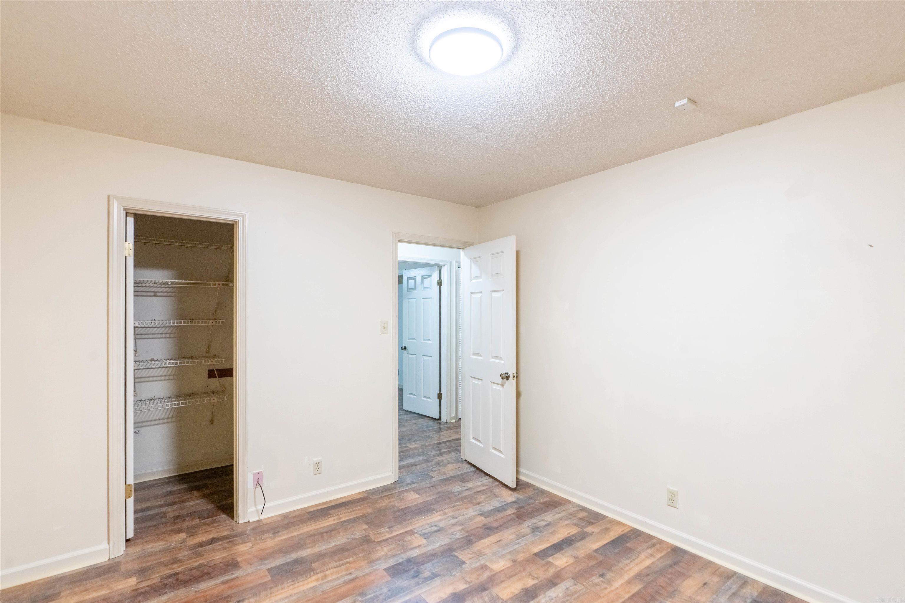 26 Holiday Hills Dr  Helena, AR