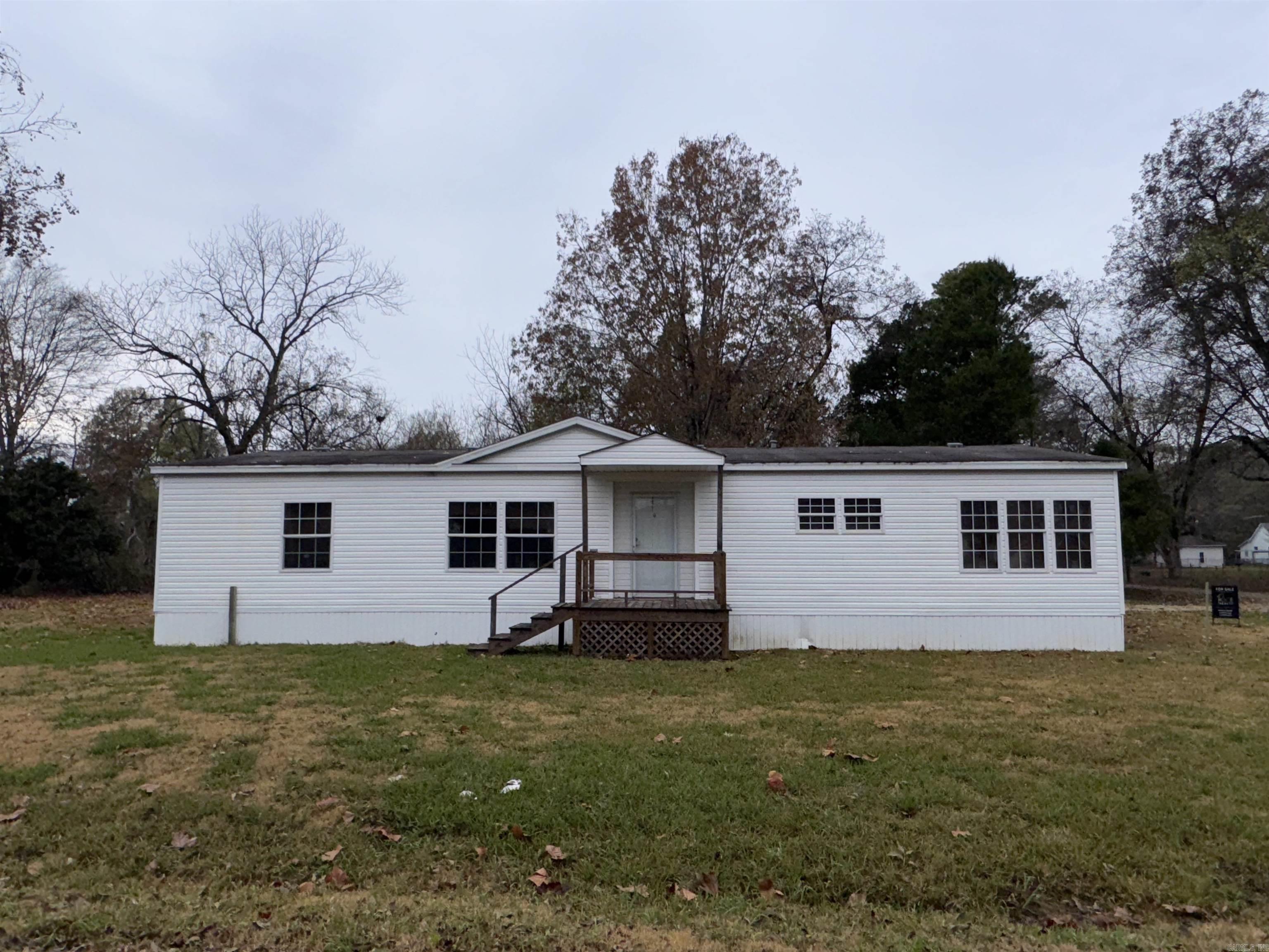 405 Honeycutt  Holly Grove, AR