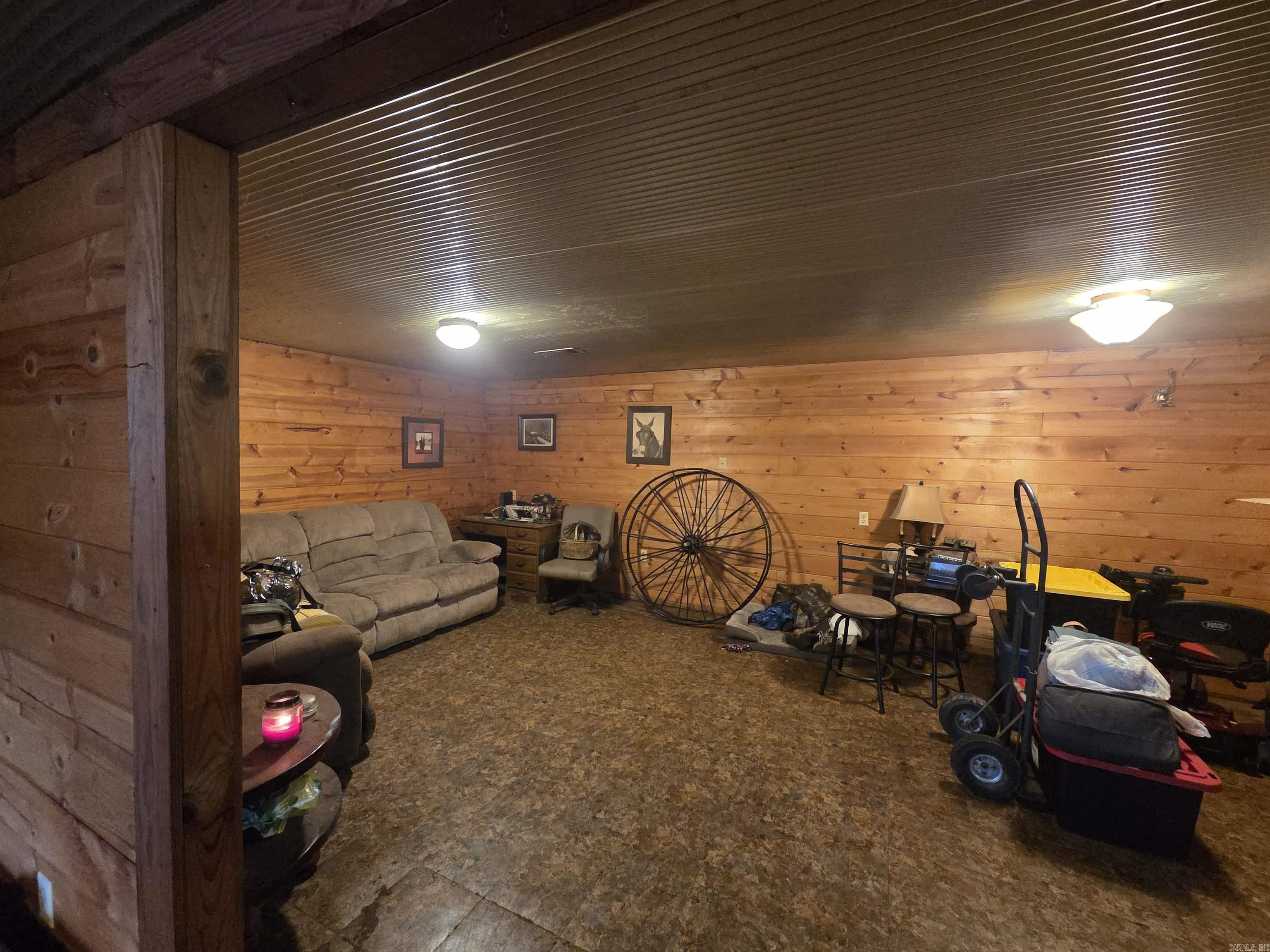 781 Sawmill  Mountain View, AR