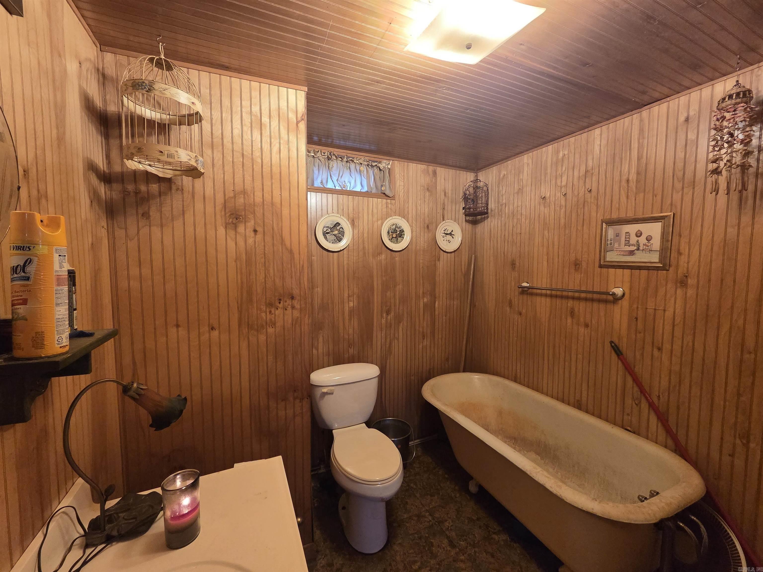 781 Sawmill  Mountain View, AR