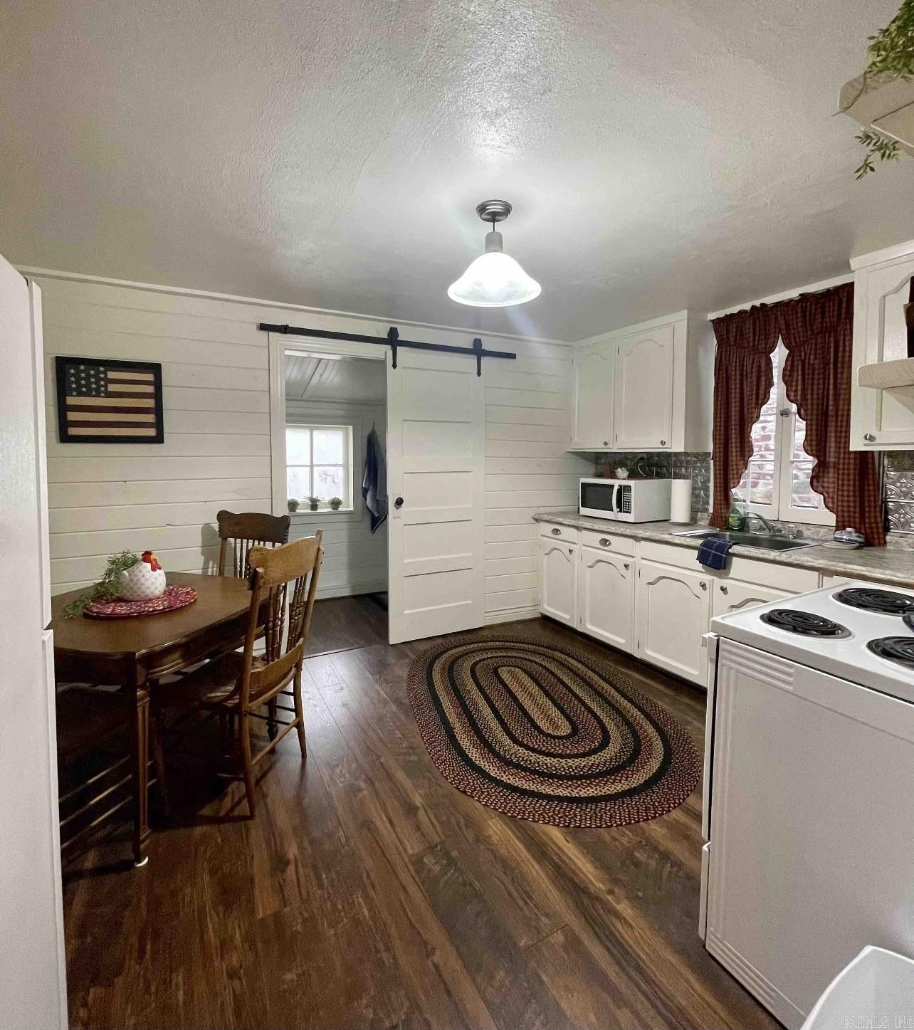 311 Bower 108 Poplar Hot Springs, AR