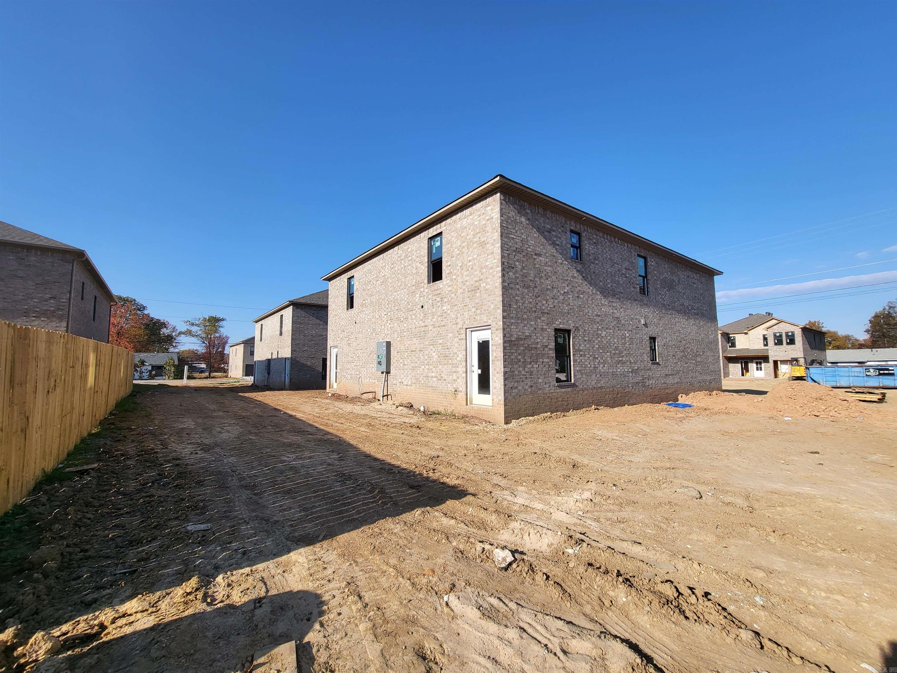 405 & 407 E Center  Jacksonville, AR