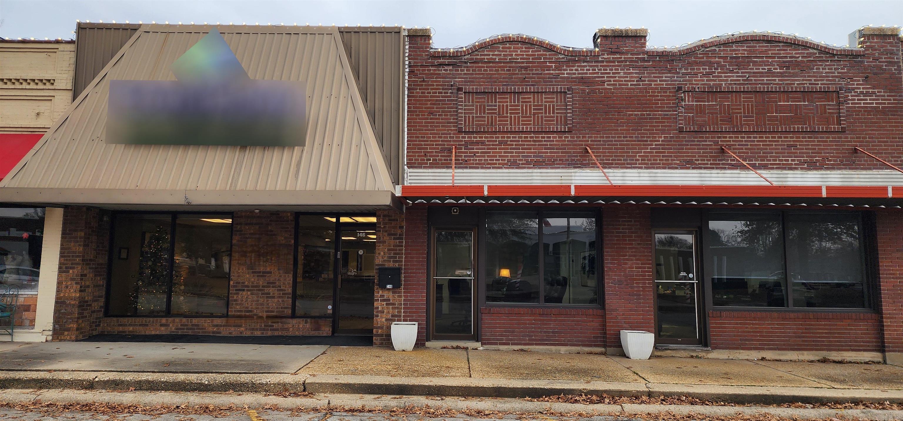 146 S 2nd  Piggott, AR