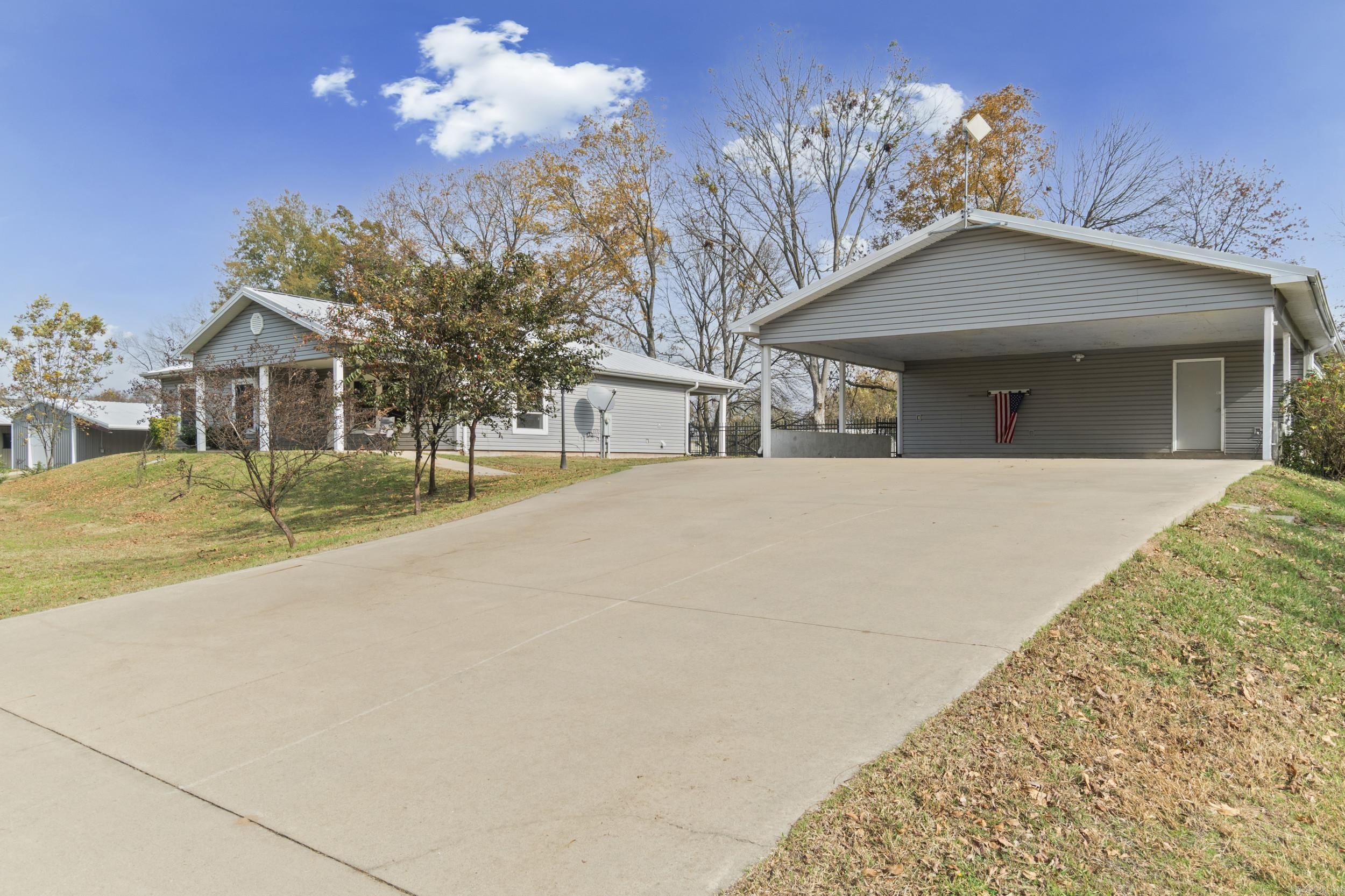3209 Riviera  White Hall, AR