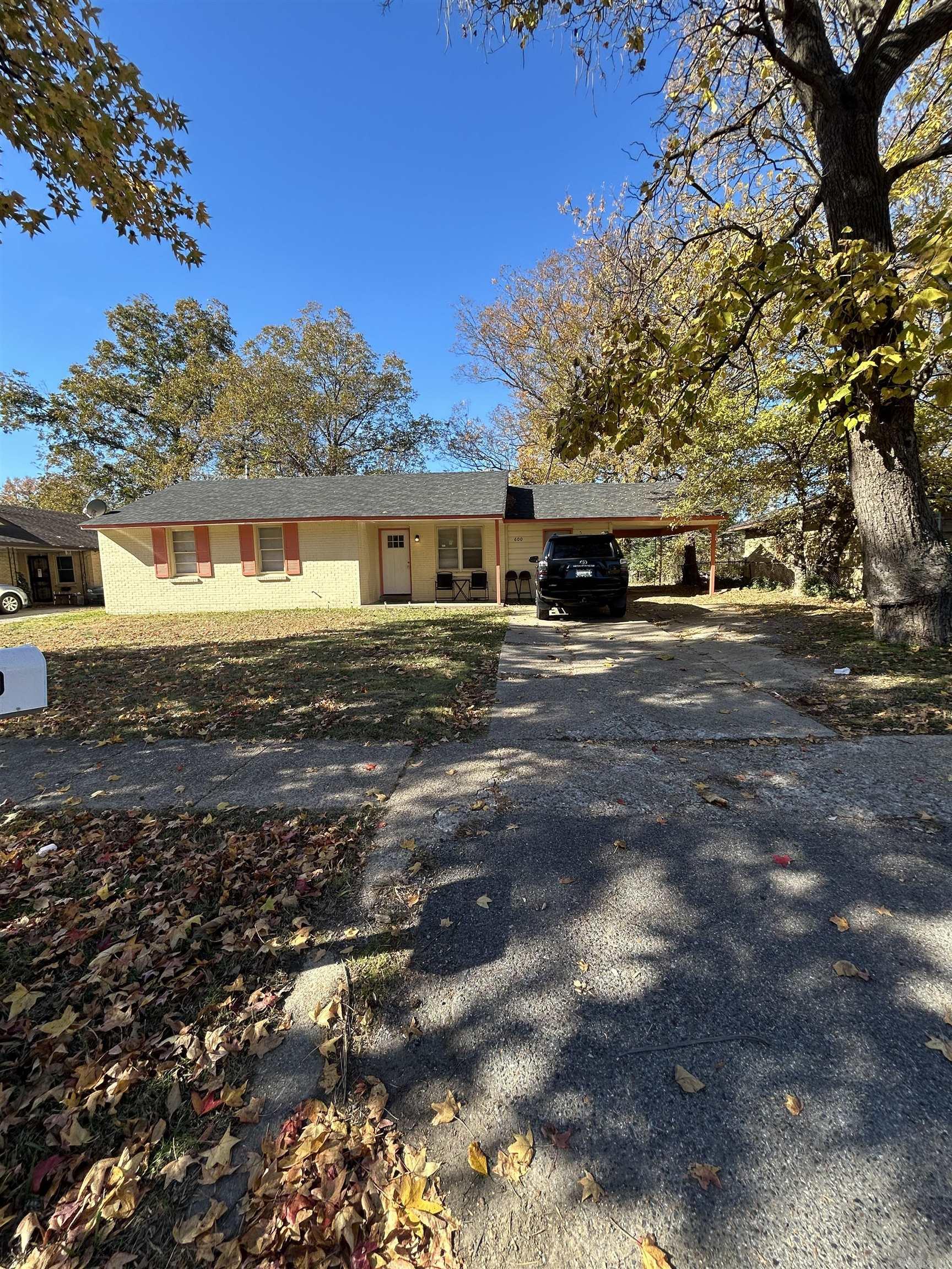 600 Stuart Ave West Memphis, AR 72301