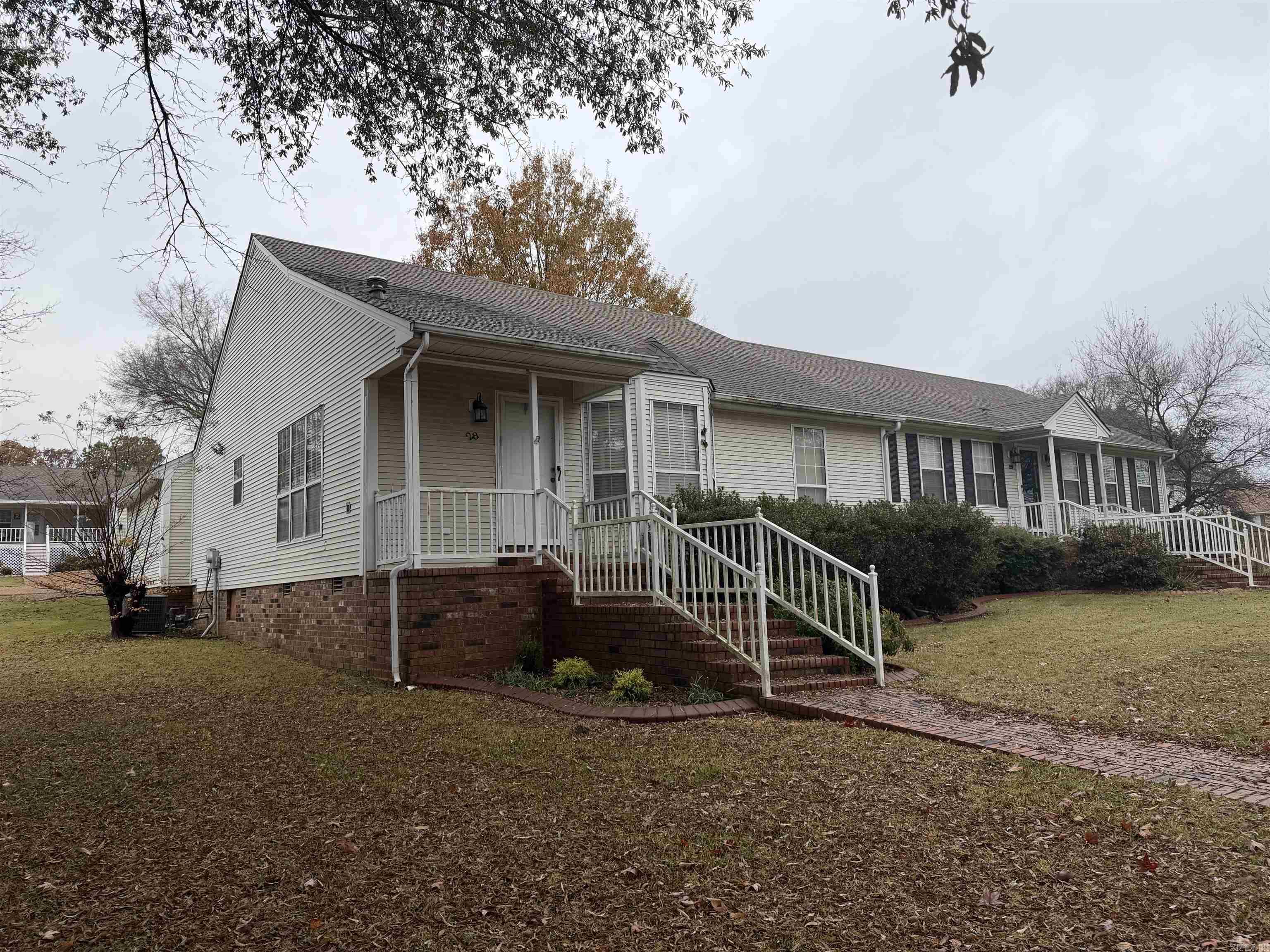 28 River Oaks Trace  Searcy, AR