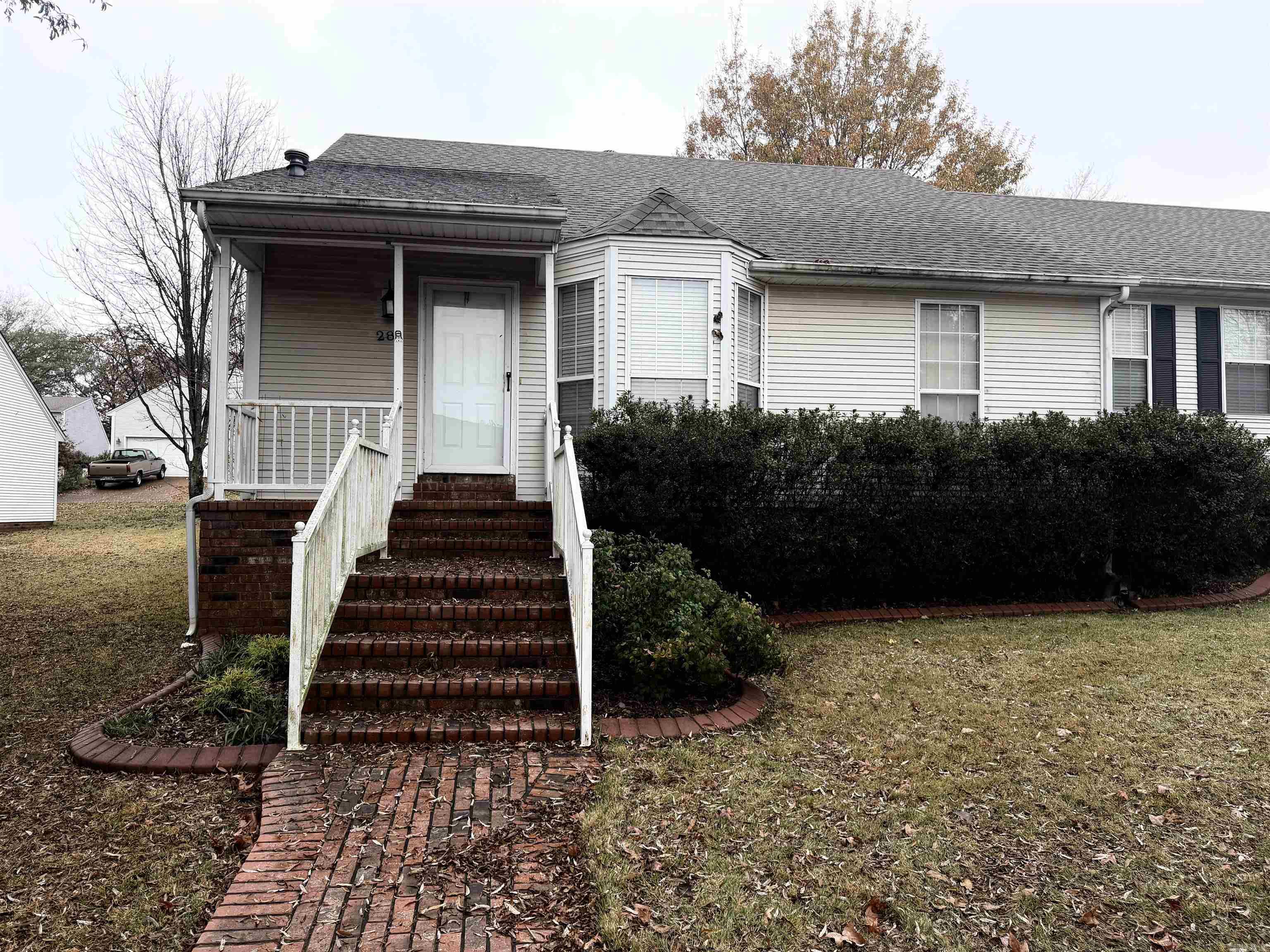 28 River Oaks Trace  Searcy, AR