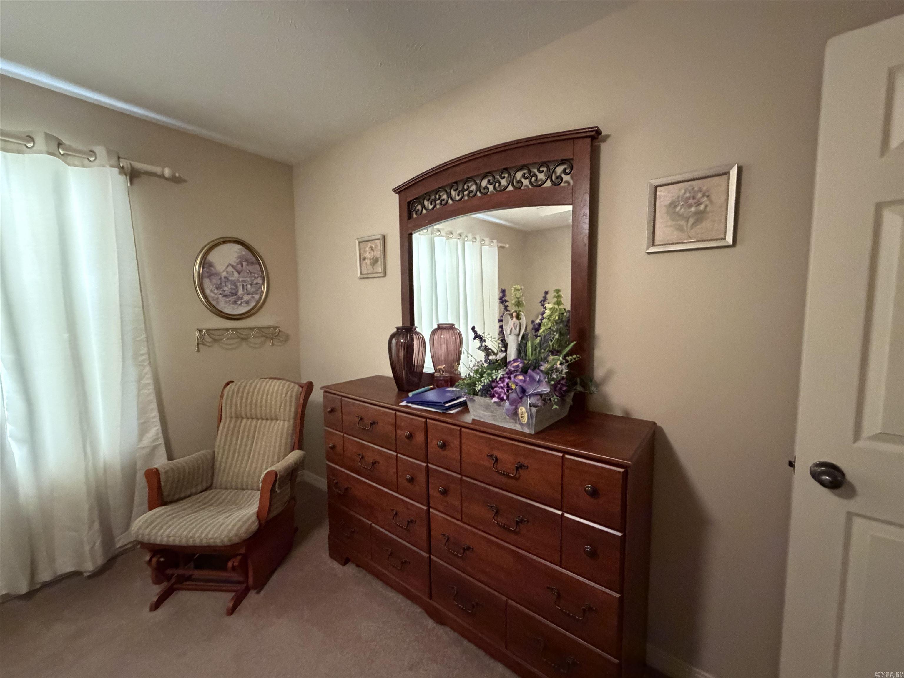 604 Llama  Searcy, AR