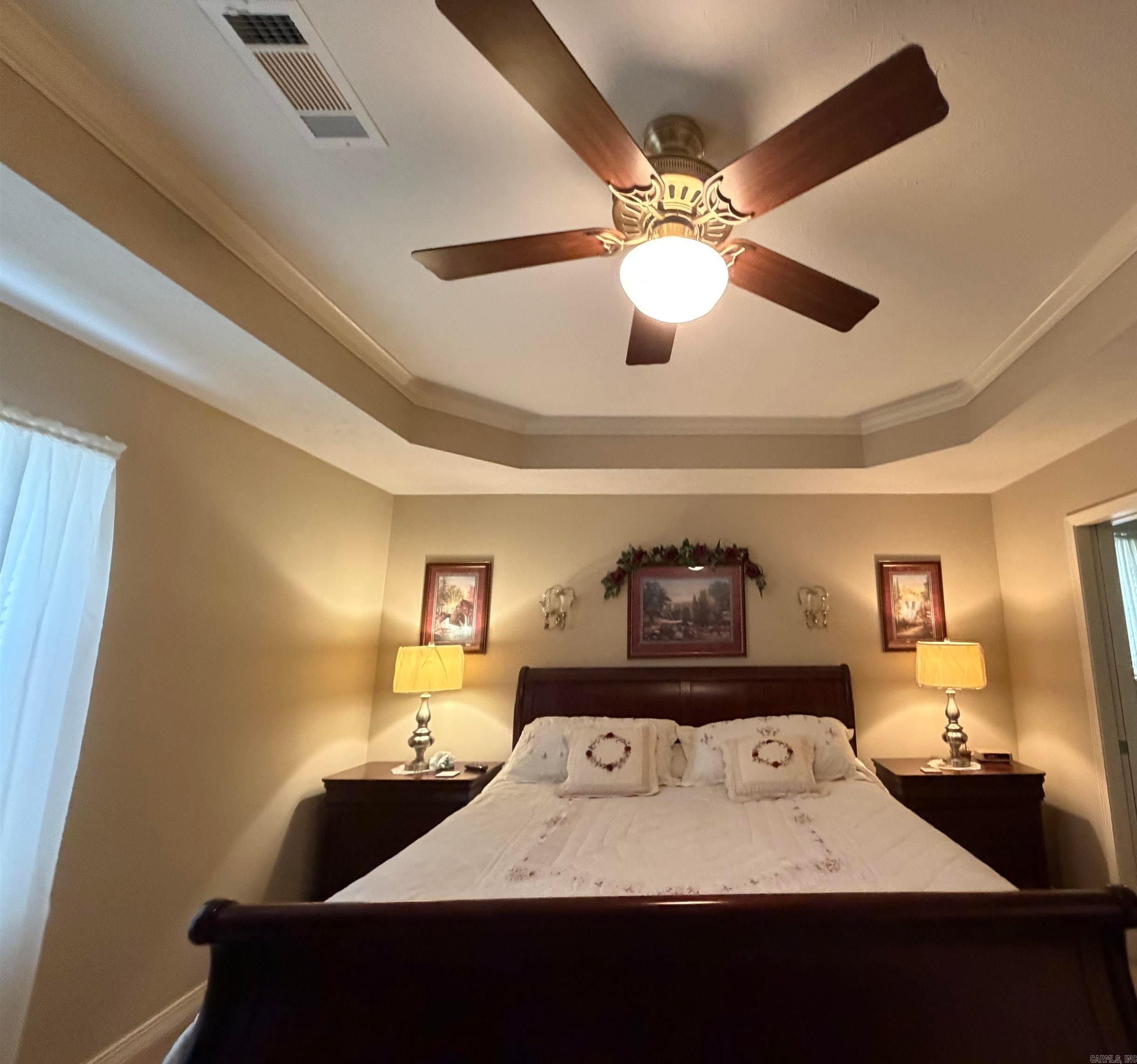 604 Llama  Searcy, AR