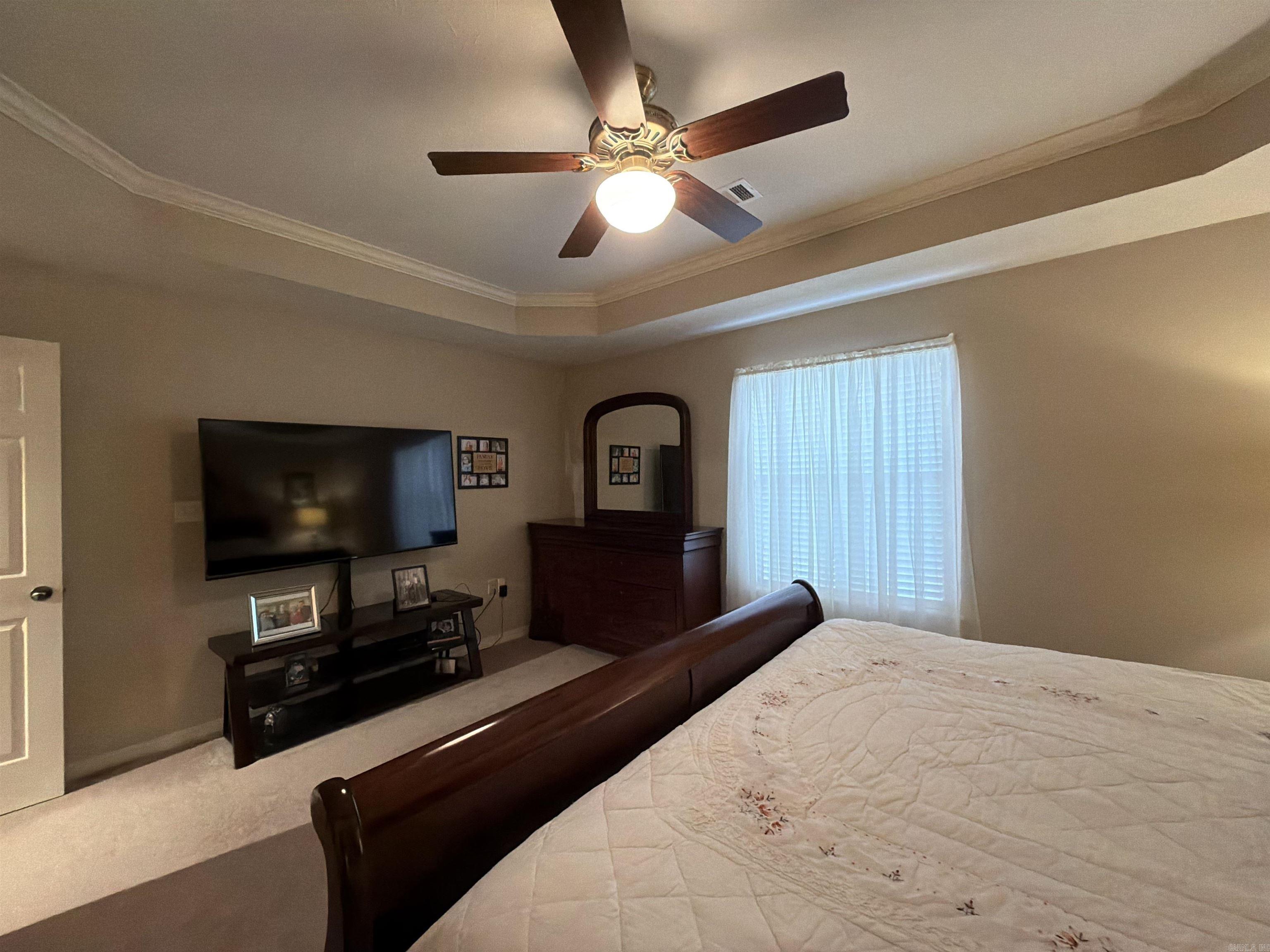 604 Llama  Searcy, AR