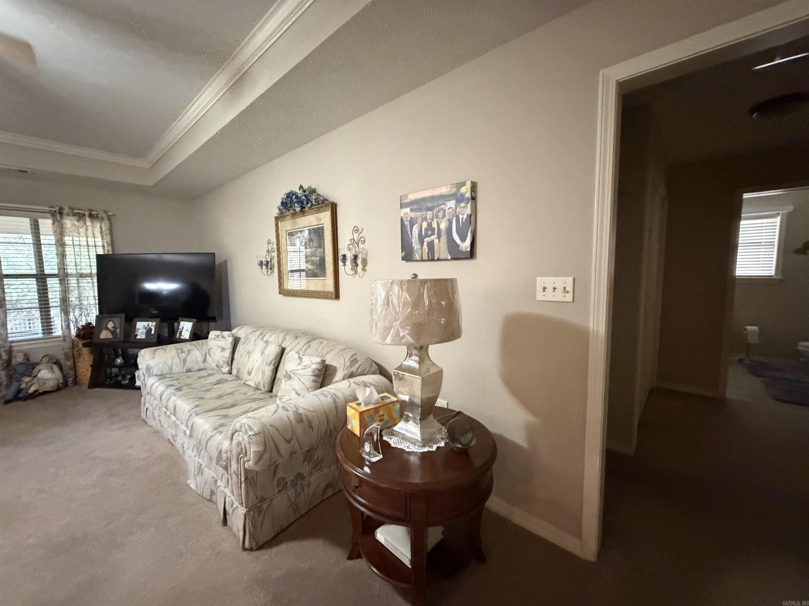 604 Llama  Searcy, AR