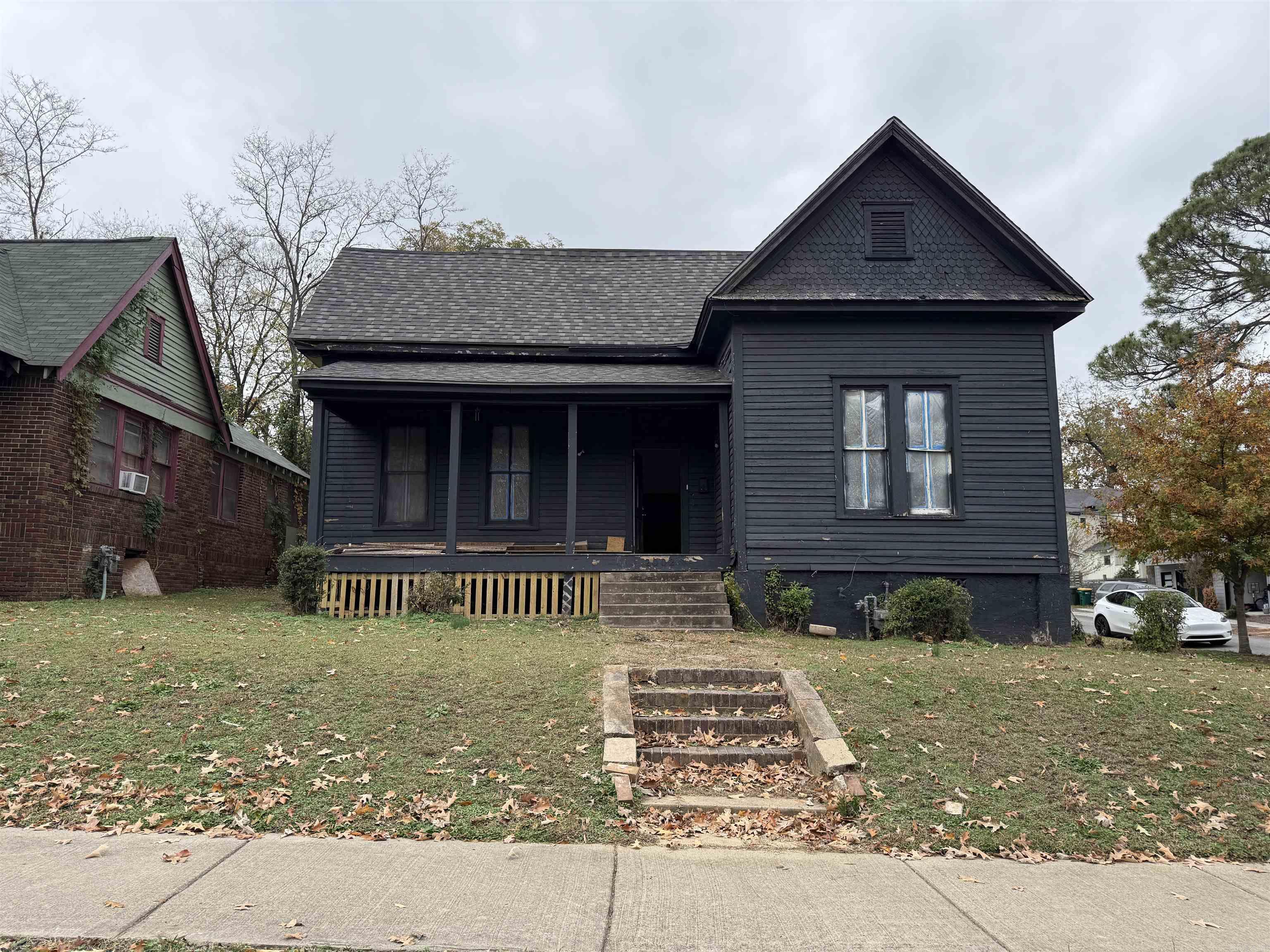 2002 Cumberland Street Little Rock, AR 72206