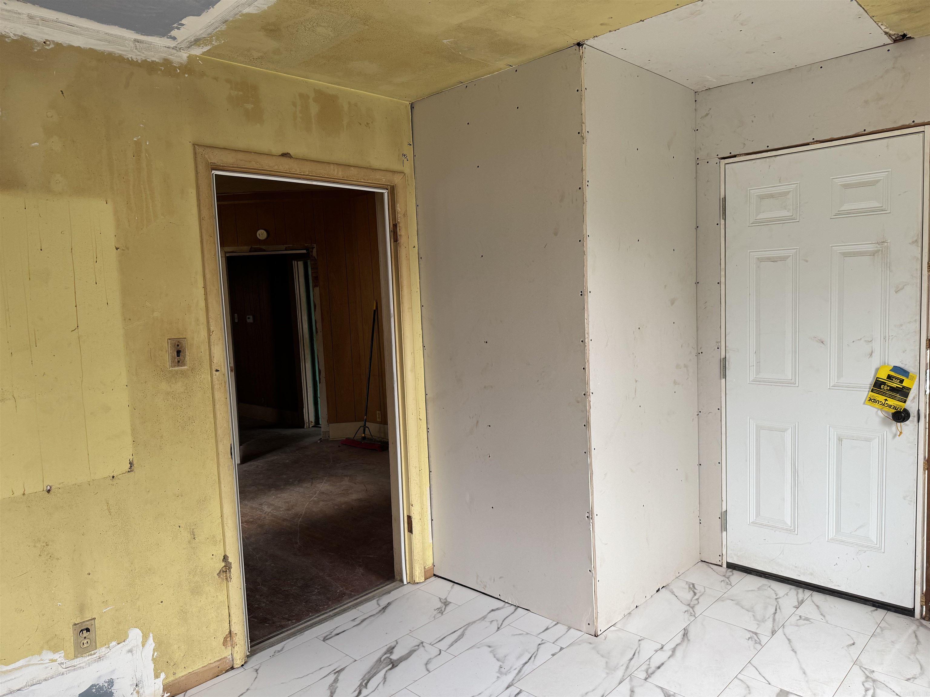 2405 Wolfe  Little Rock, AR