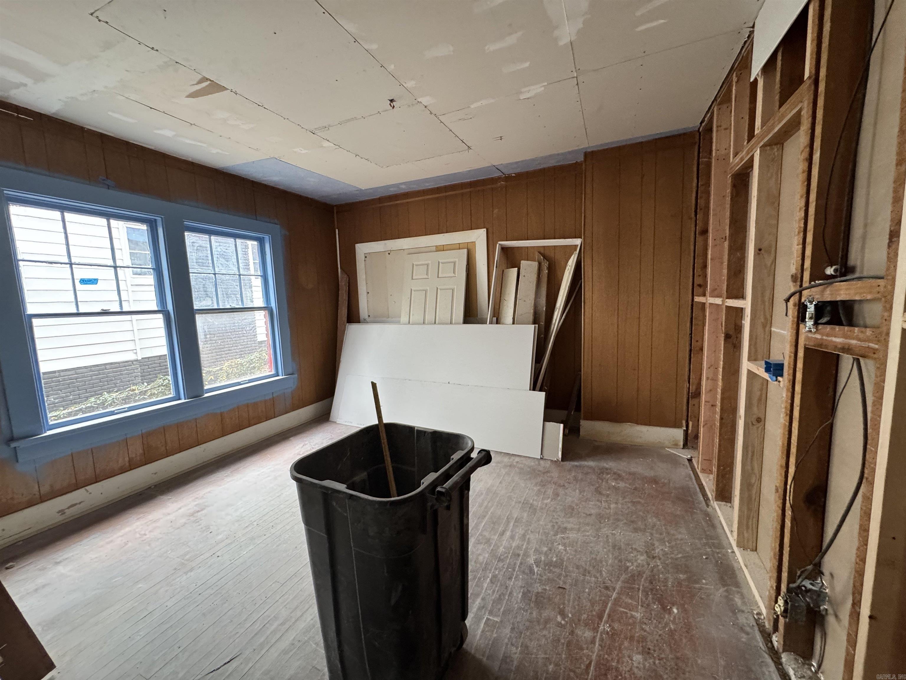 2405 Wolfe  Little Rock, AR