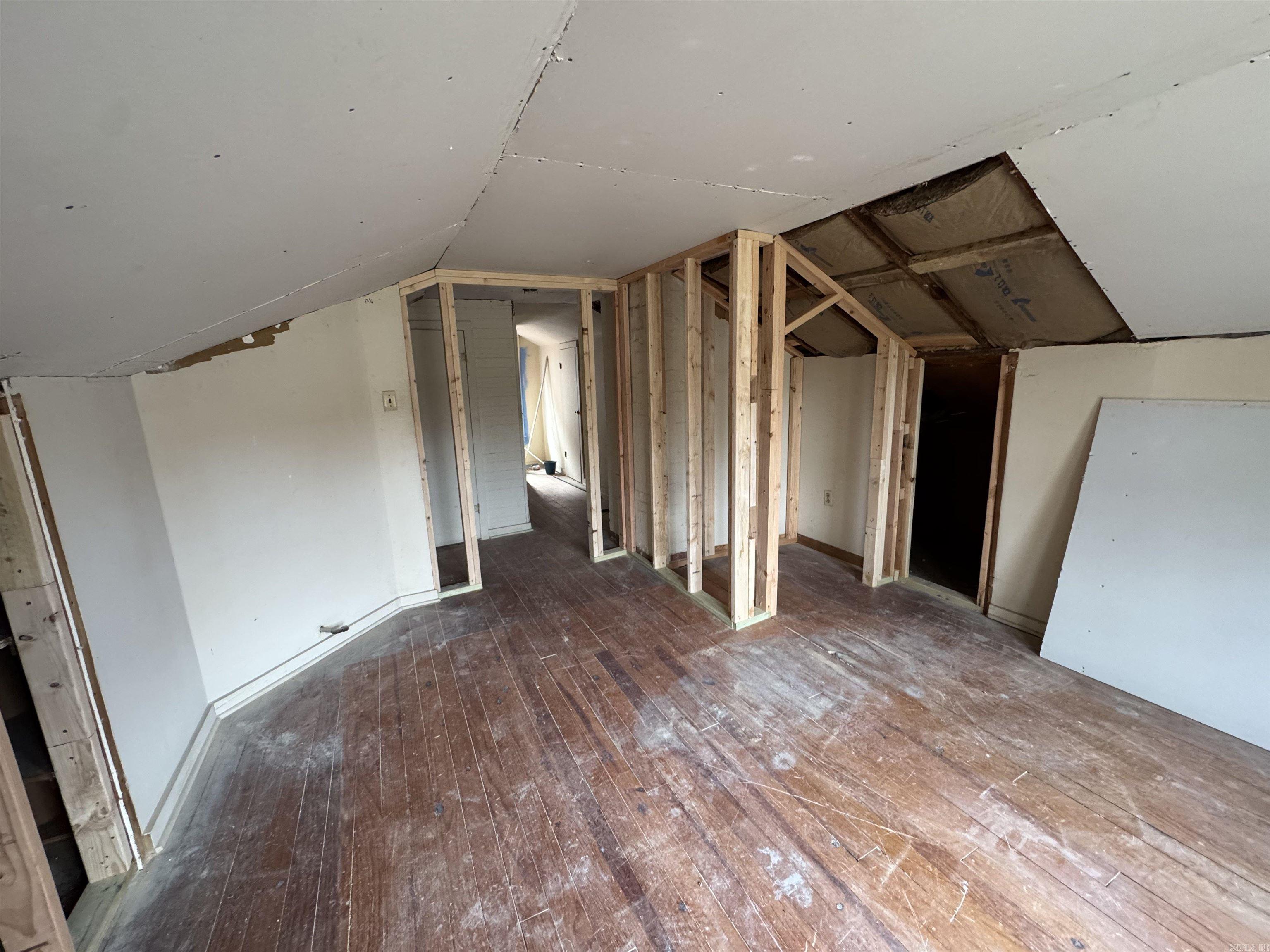 2405 Wolfe  Little Rock, AR