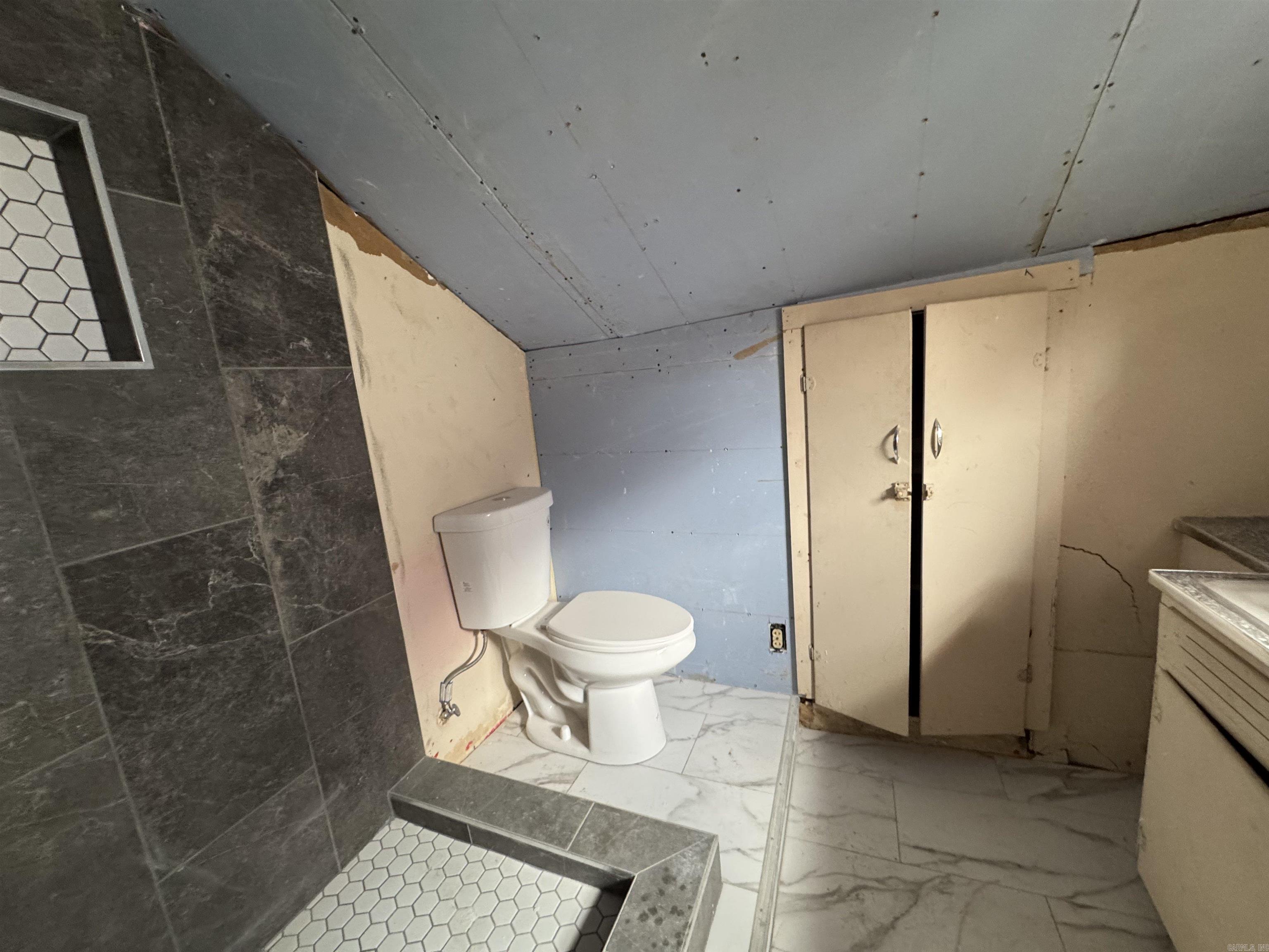 2405 Wolfe  Little Rock, AR