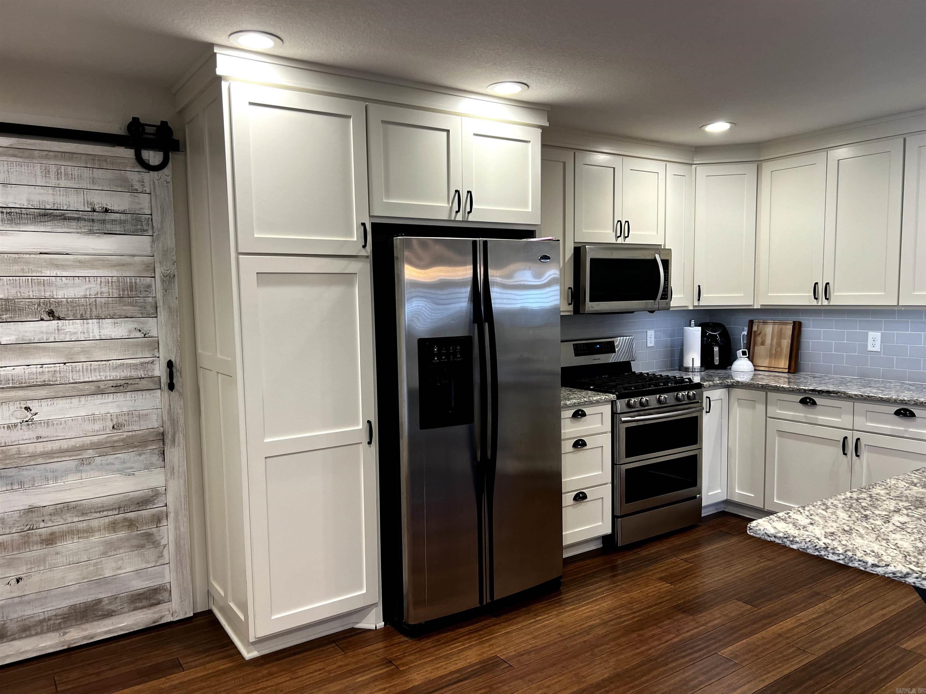 1809 Mayflower  Bentonville, AR