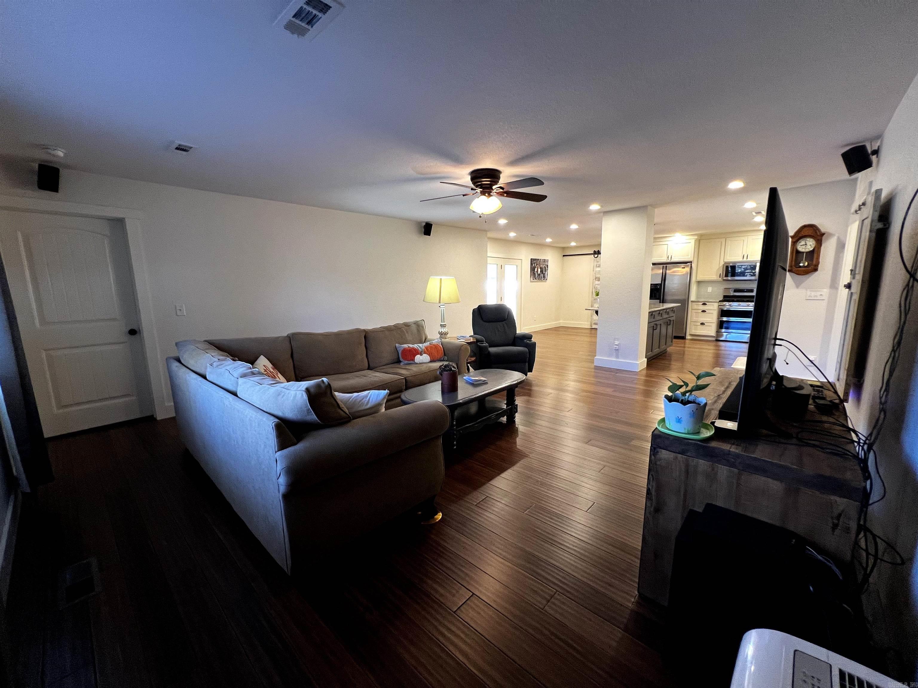 1809 Mayflower  Bentonville, AR