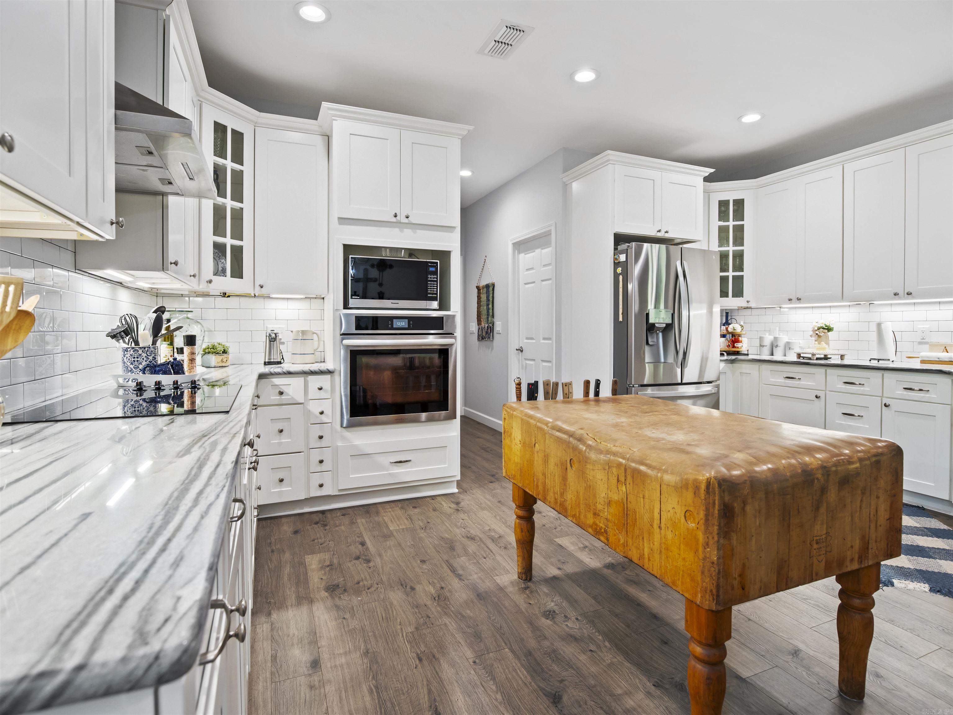 29 Gandesa  Hot Springs Village, AR