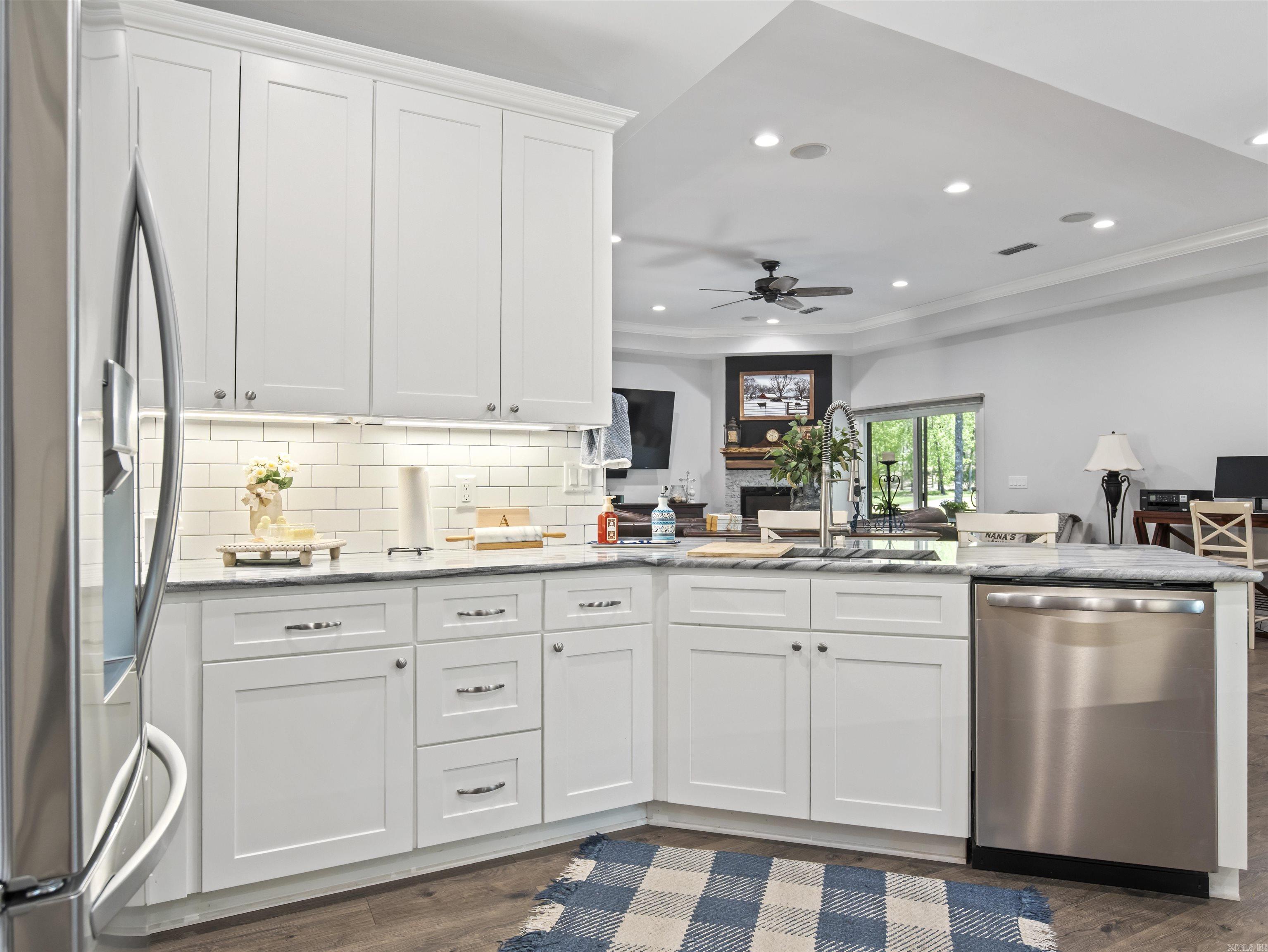 29 Gandesa  Hot Springs Village, AR