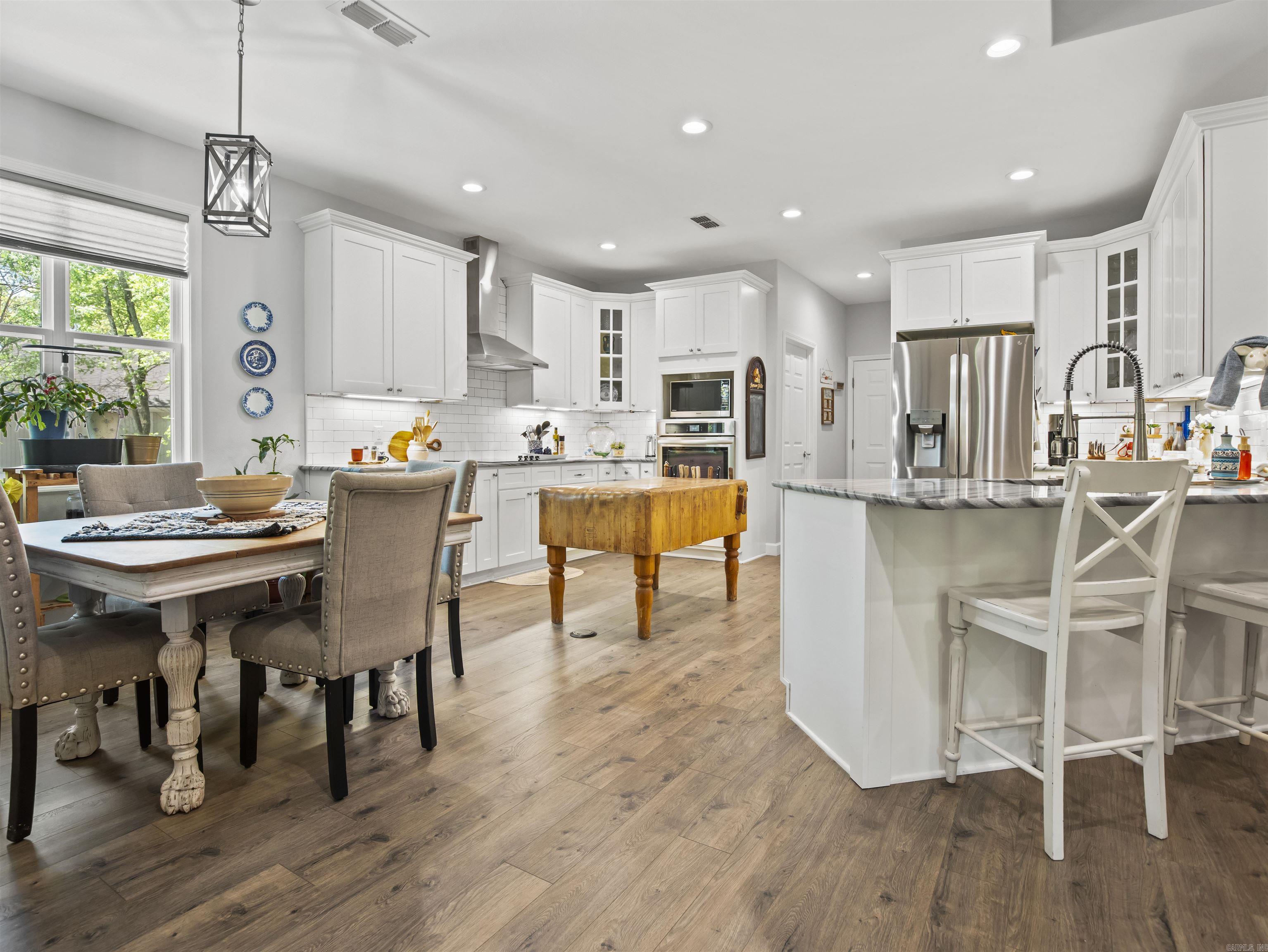 29 Gandesa  Hot Springs Village, AR