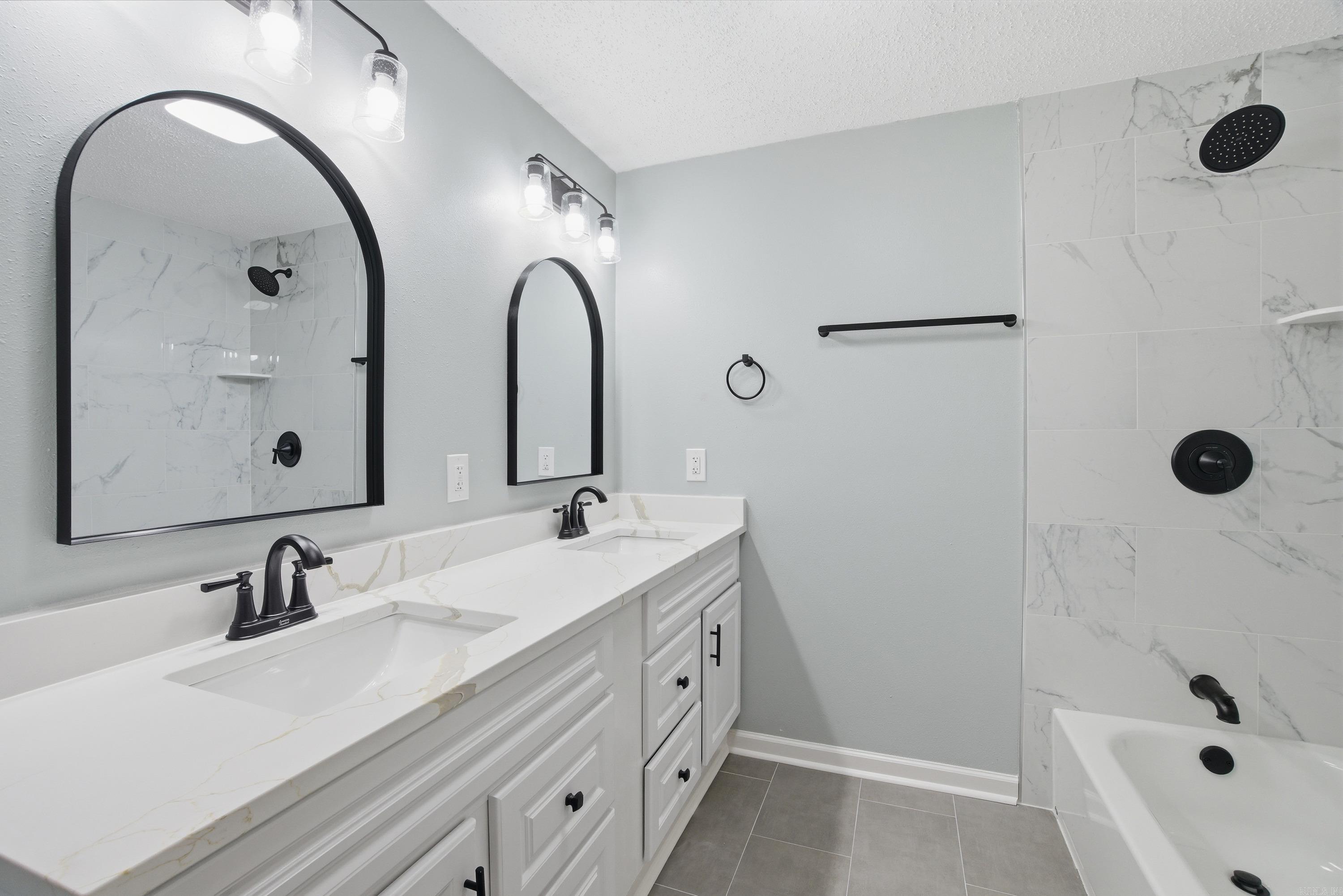 102 Squire  Hot Springs National Park, AR