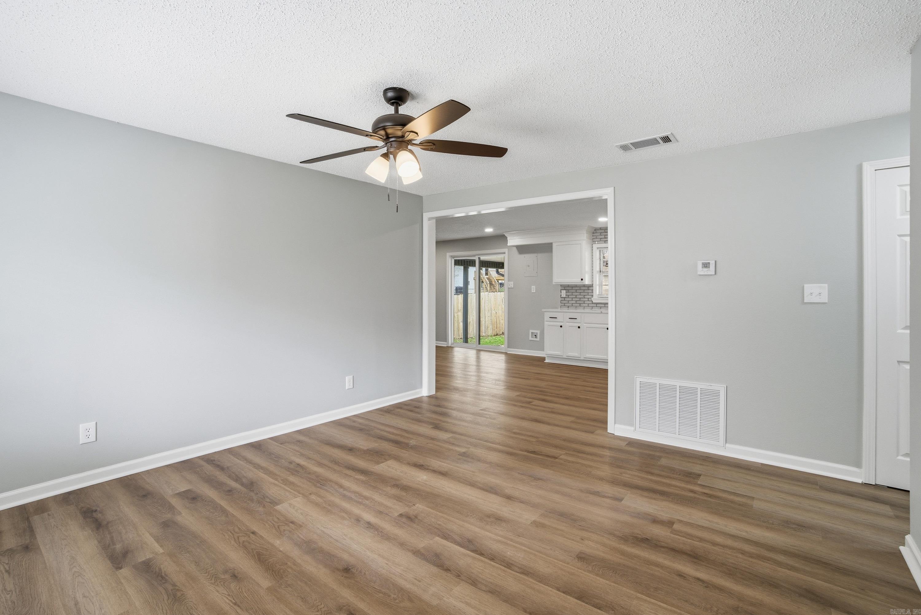 102 Squire  Hot Springs National Park, AR