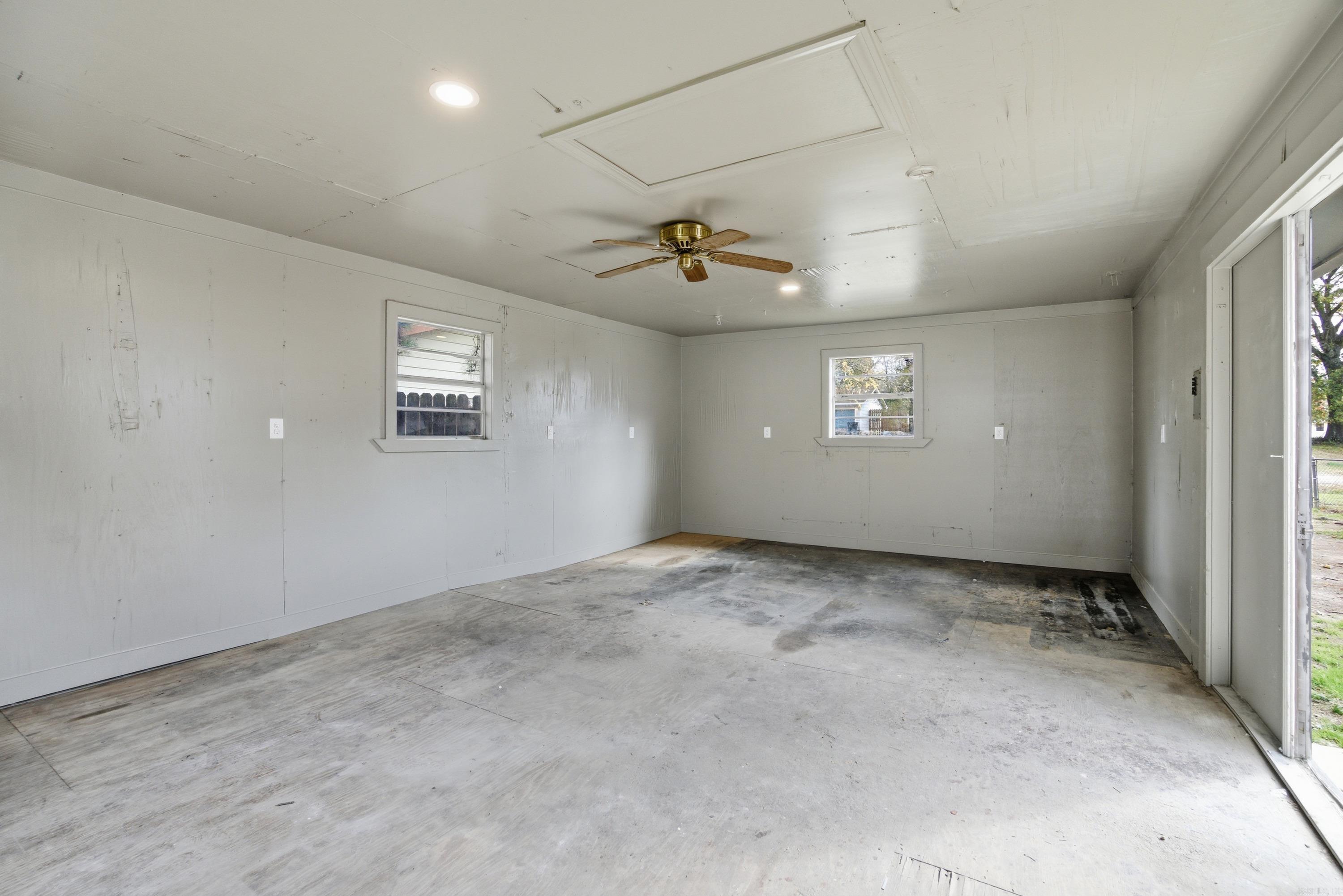 102 Squire  Hot Springs National Park, AR