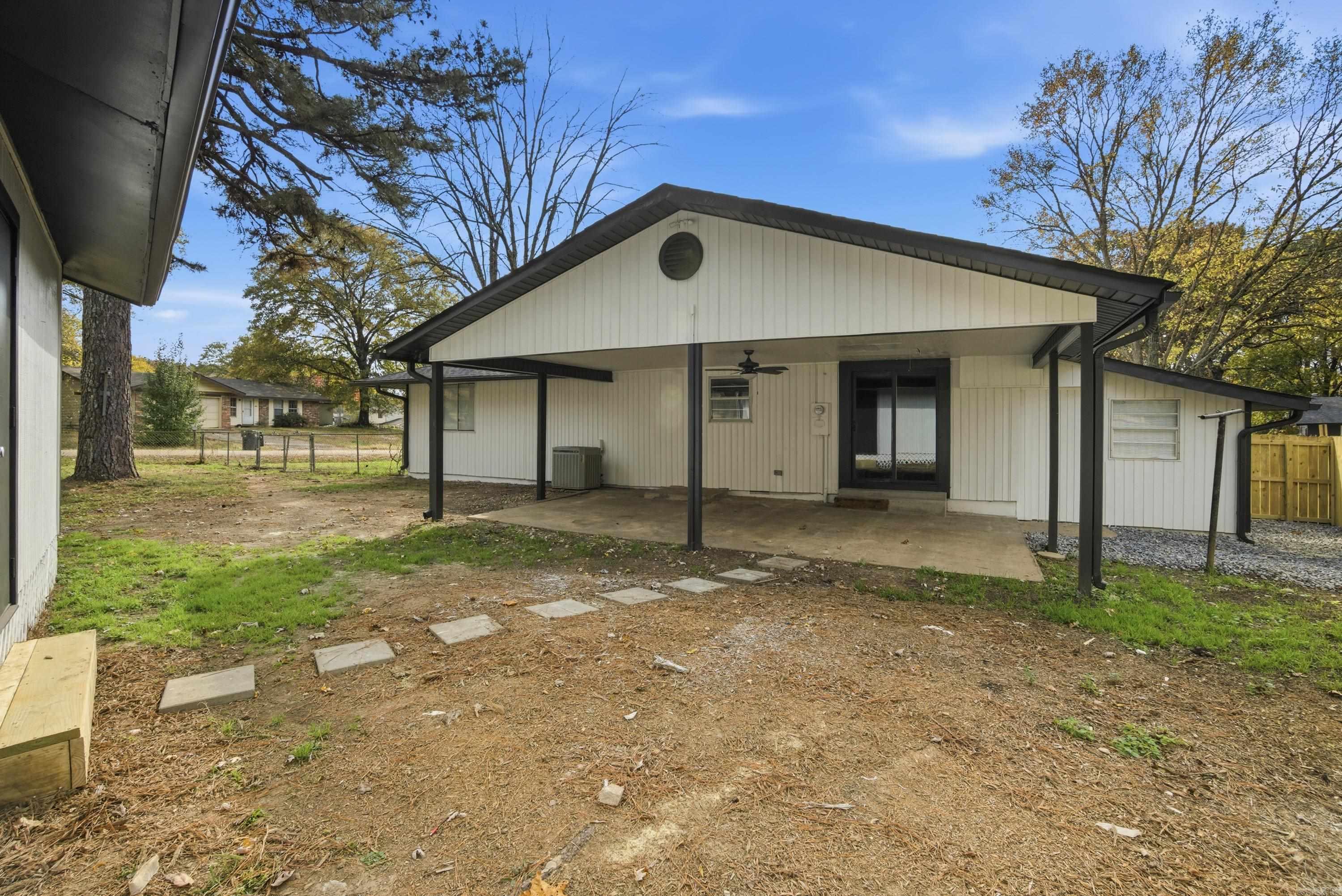 102 Squire  Hot Springs National Park, AR