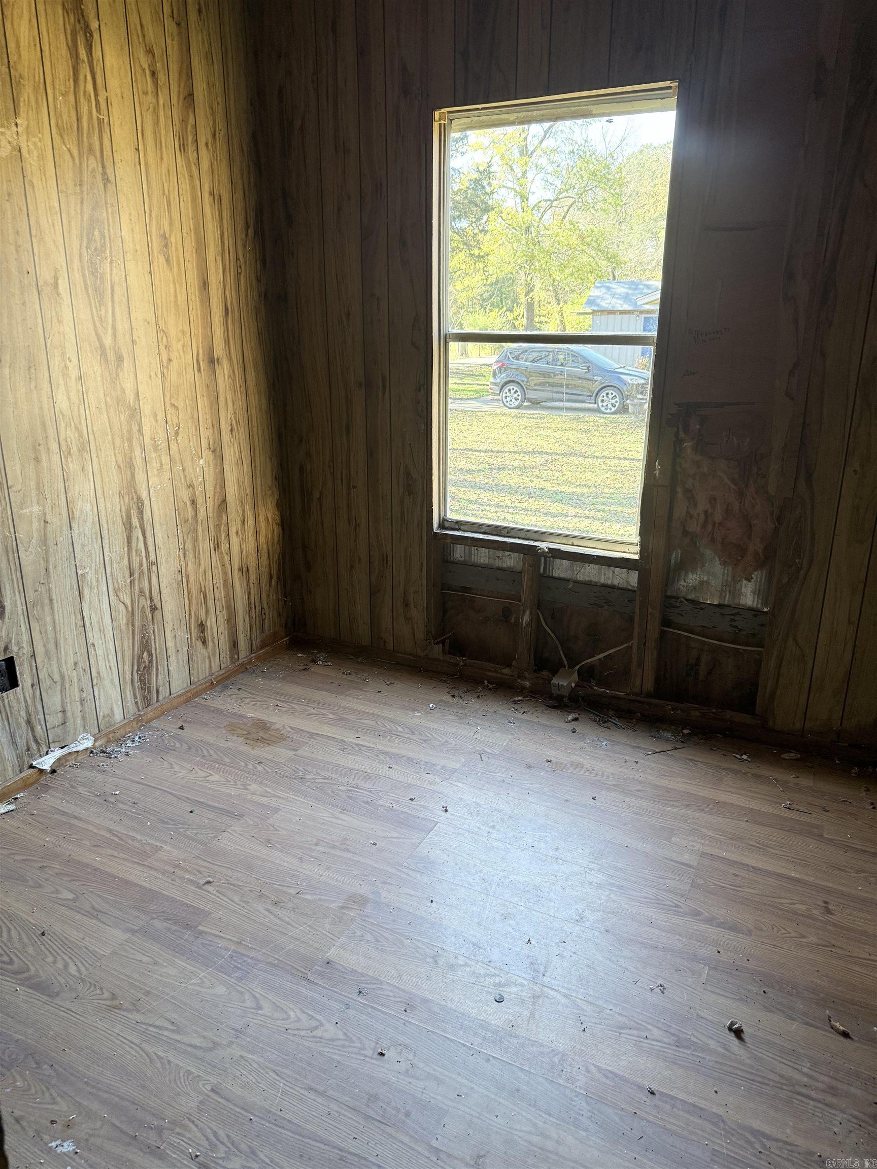 429 River  Perryville, AR