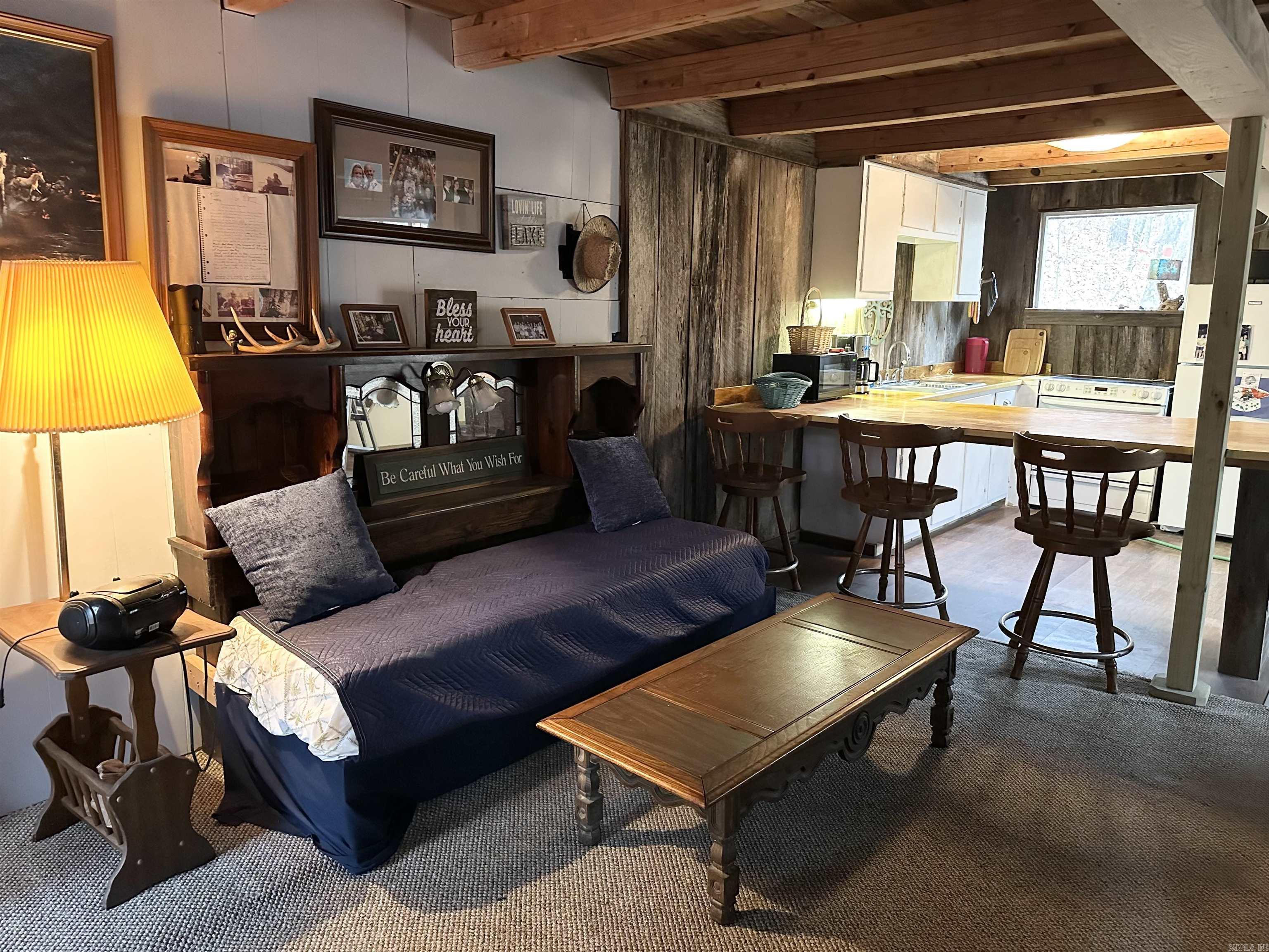 1175 Cove Creek  Quitman, AR