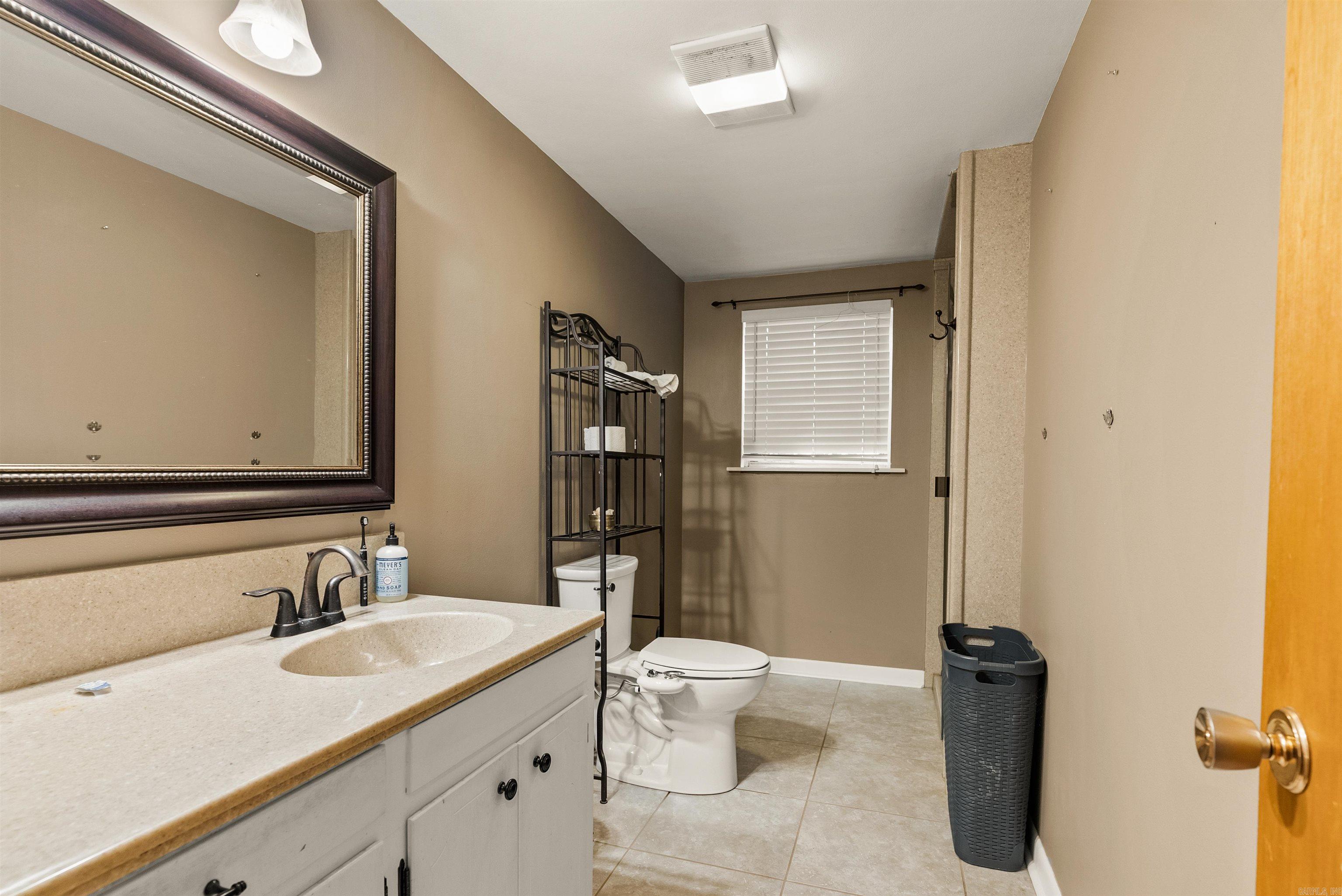 901 E 53rd  North Little Rock, AR