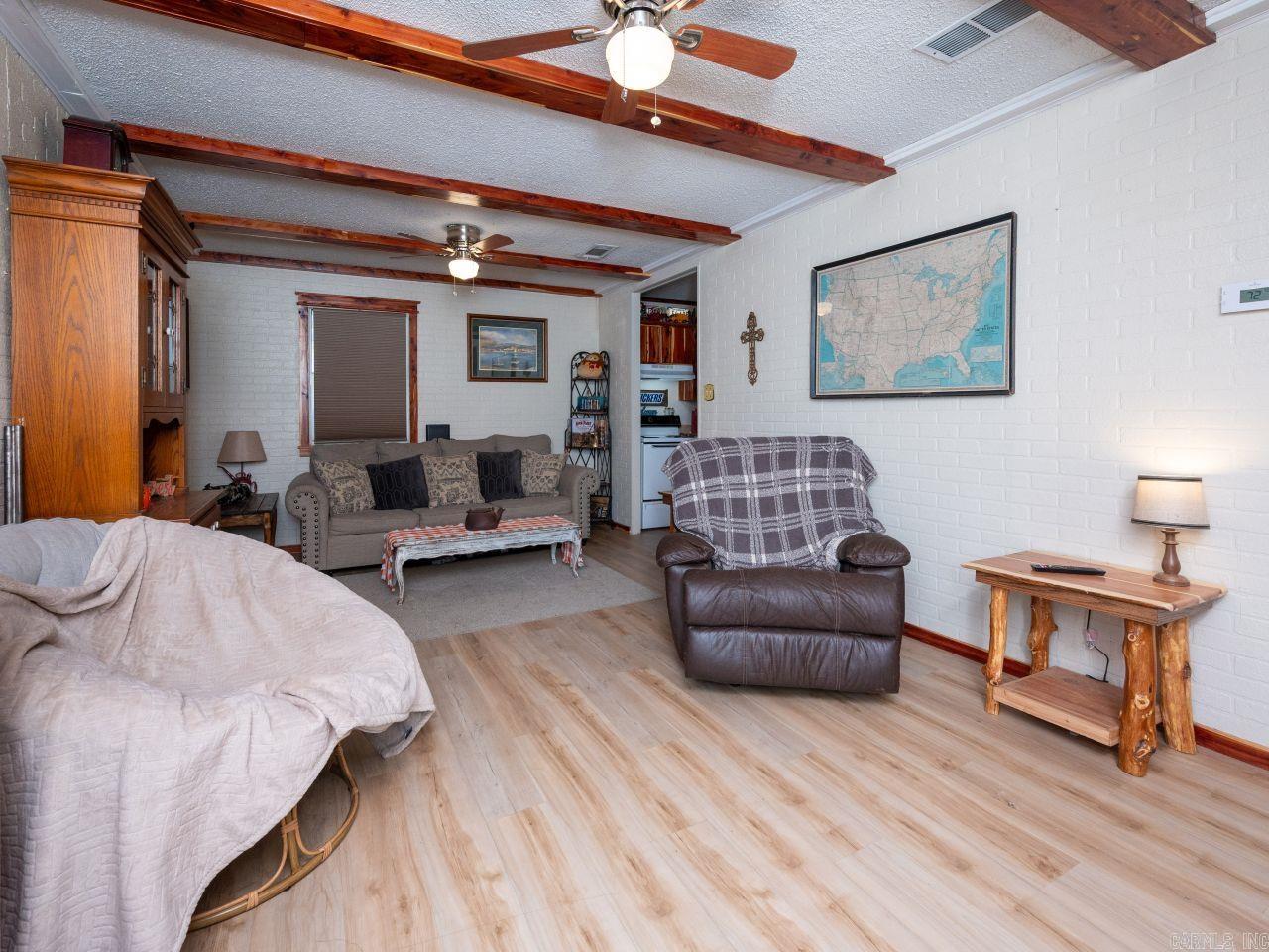 1001 Darter  Morrilton, AR