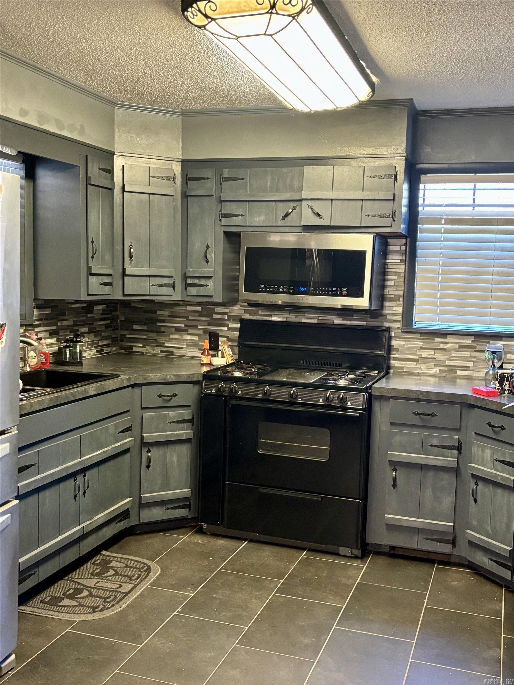 1105 Victory  Alexander, AR